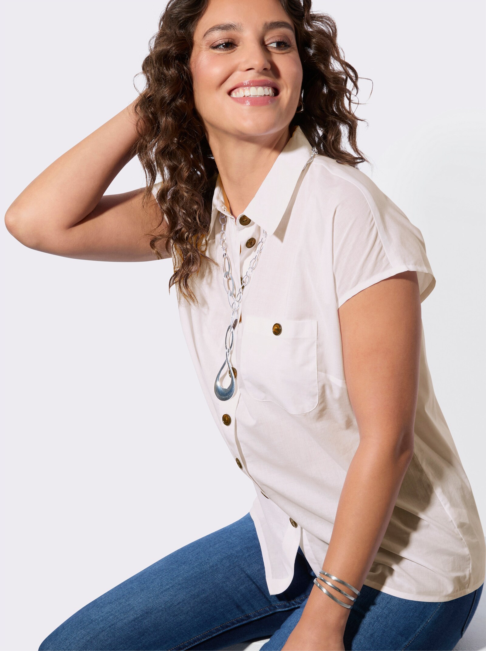 Kurzarm-Bluse mit überschnittenen Schultern - ecru