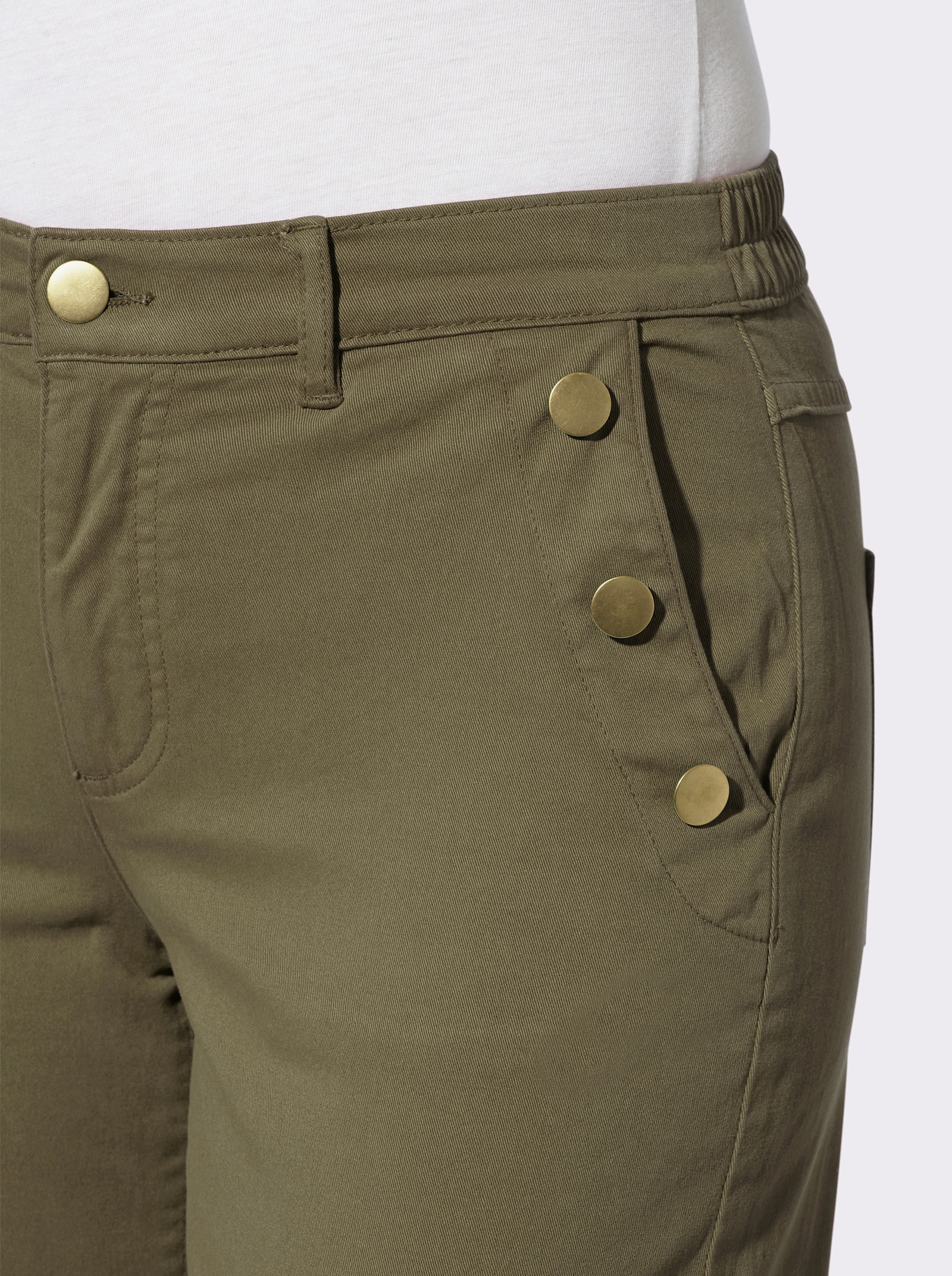 Stretch-Hose mit goldfarbenen Schmuckknöpfen - oliv