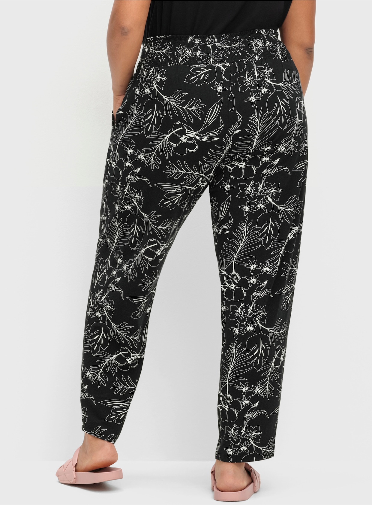 sheego Pantalon - noir à motifs