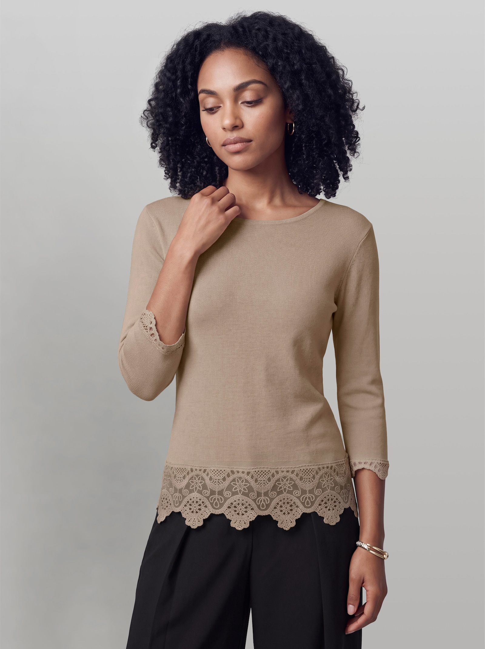 heine 3/4-Arm-Pullover mit Spitzensaum - sesam