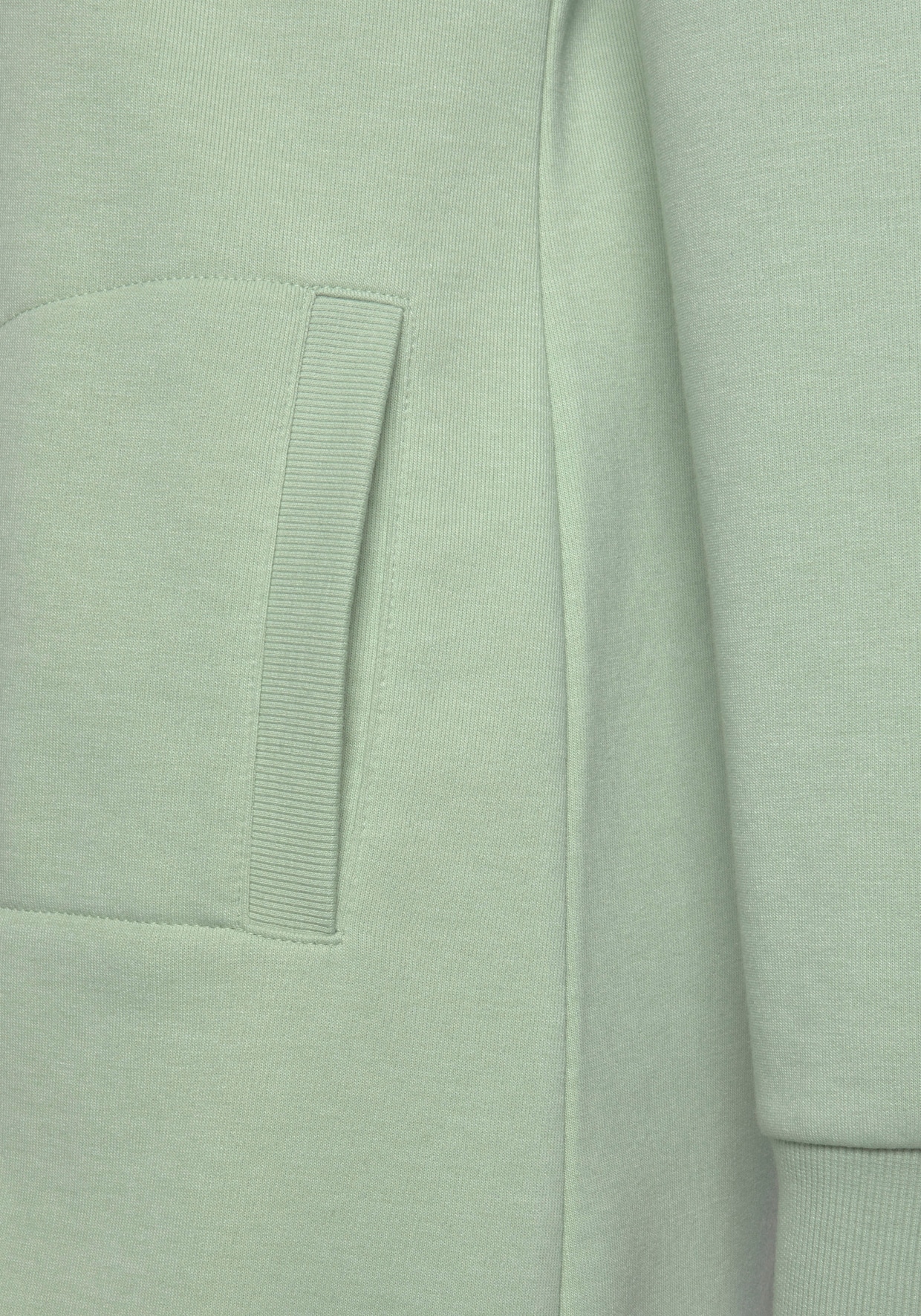 Bench. Sweatjurk - mint gemêleerd