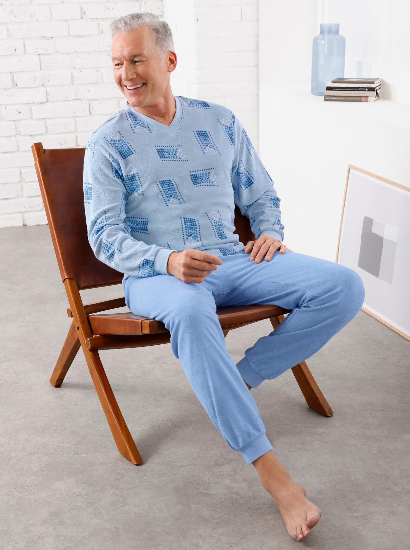 KINGsCLUB Schlafanzug aus Feinfrottee - hellblau-bedruckt