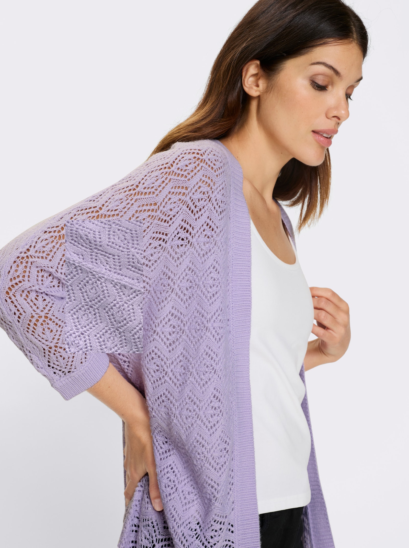 Hålstickad kofta - syren