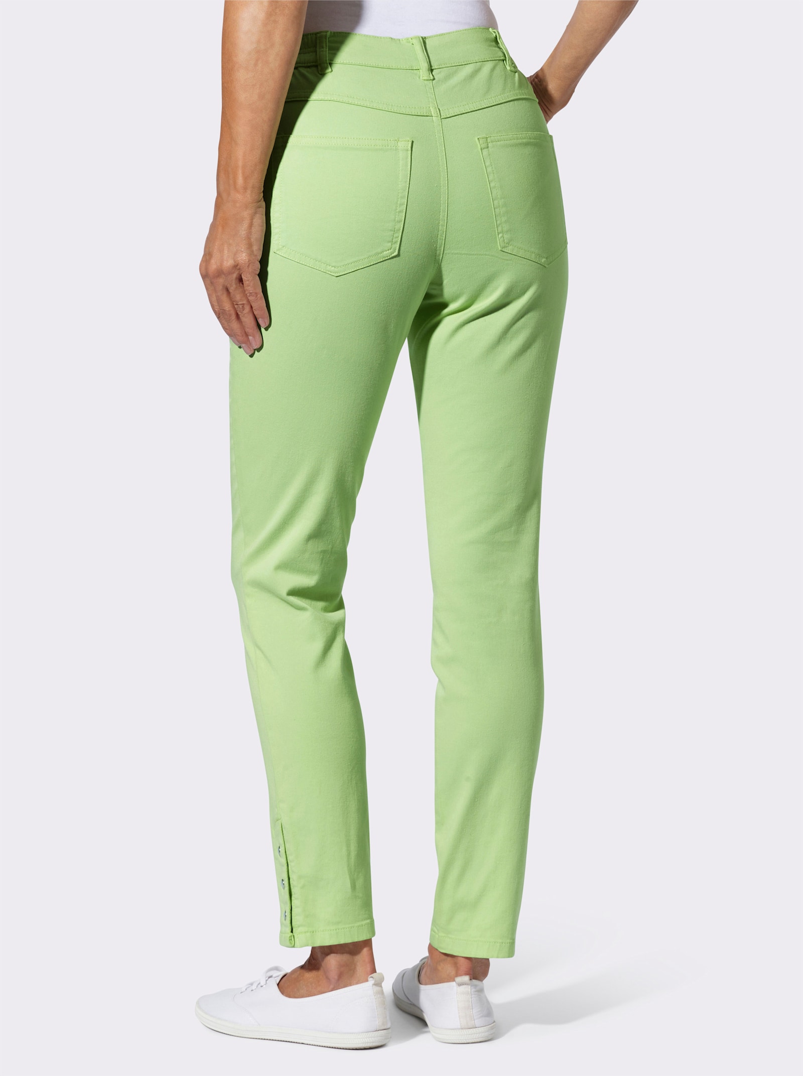 Jeans in verkürzter Form, Dehnbund - reseda