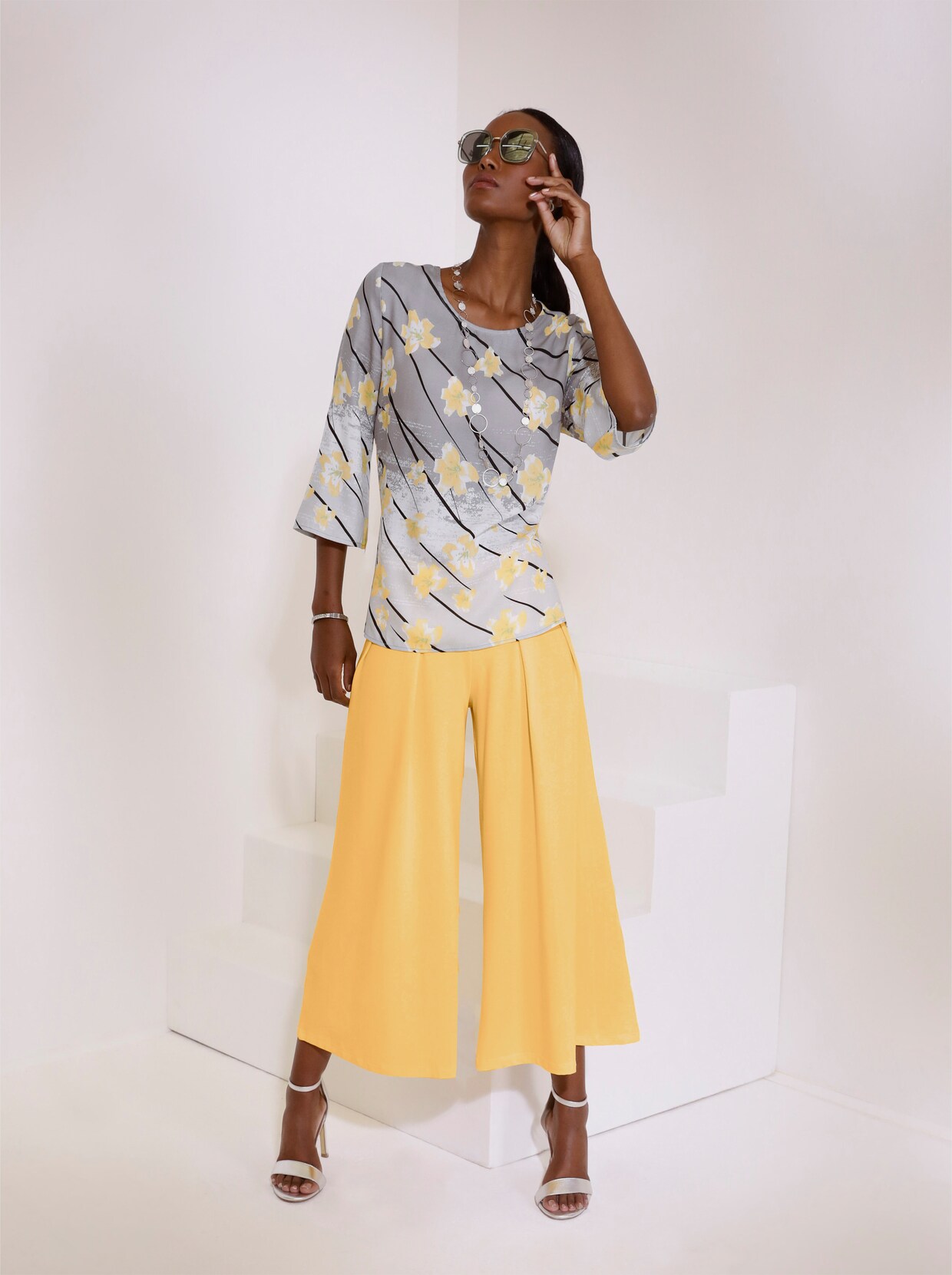 Druckbluse - steingrau-bedruckt