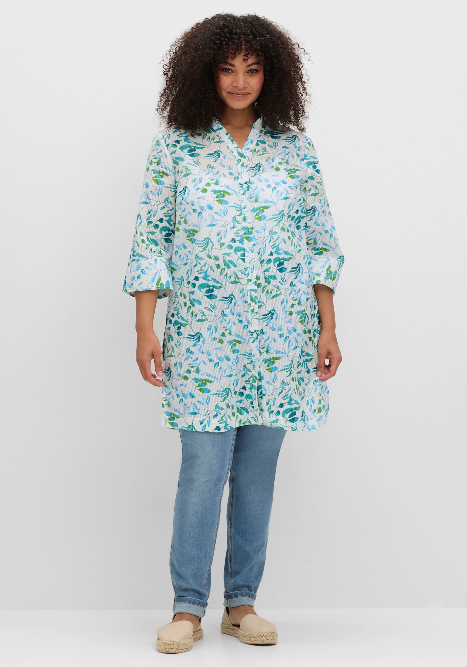 sheego Hemdbluse mit Blätterdruck und 3/4-Ärmeln - ecru-gemustert