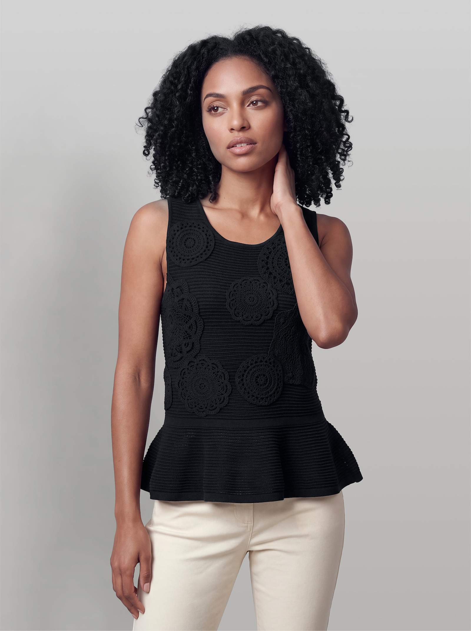 heine Stricktop mit Crochet-Häkelei - schwarz
