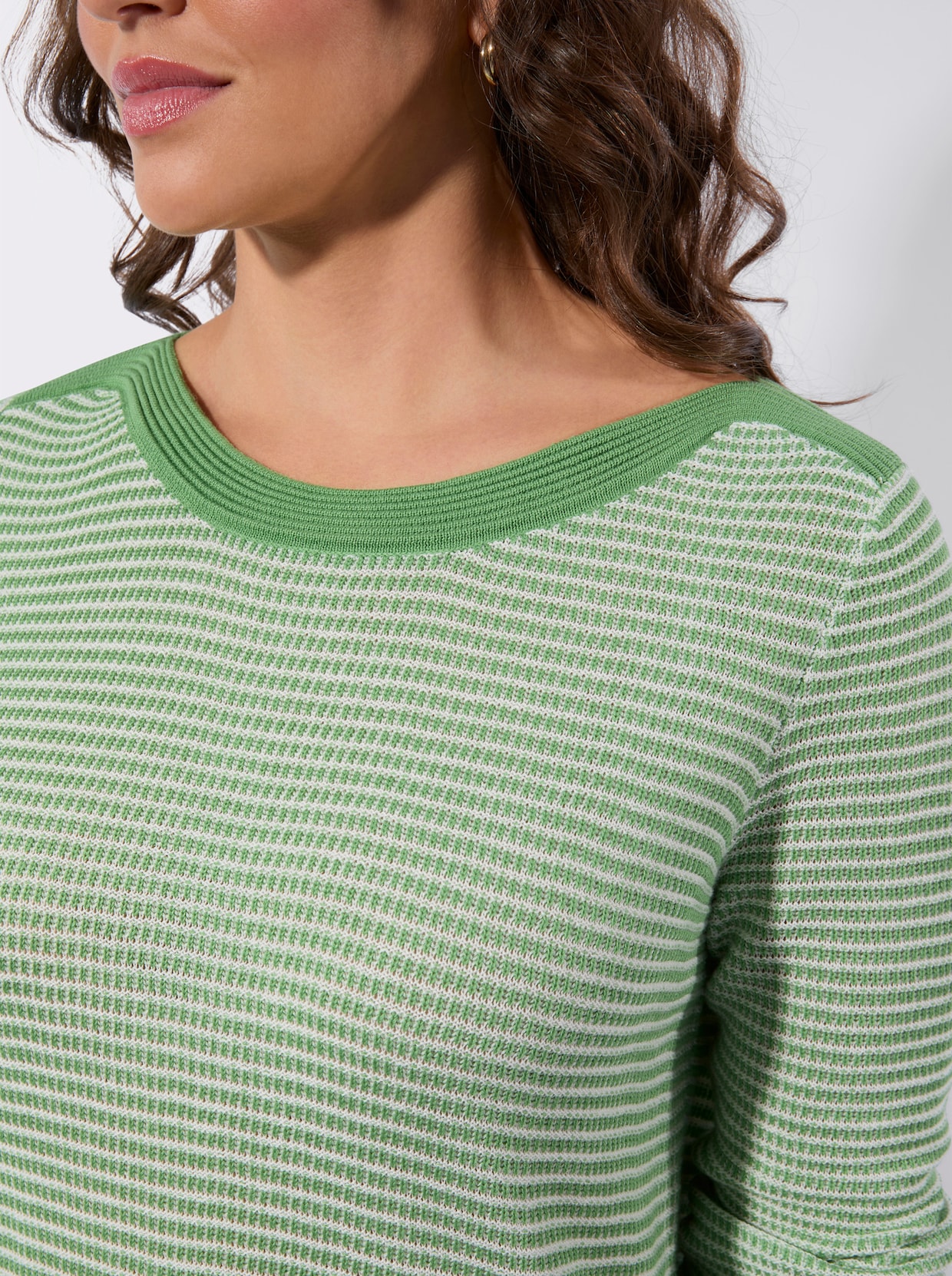 Langarm-Pullover - apfel-ecru-gemustert