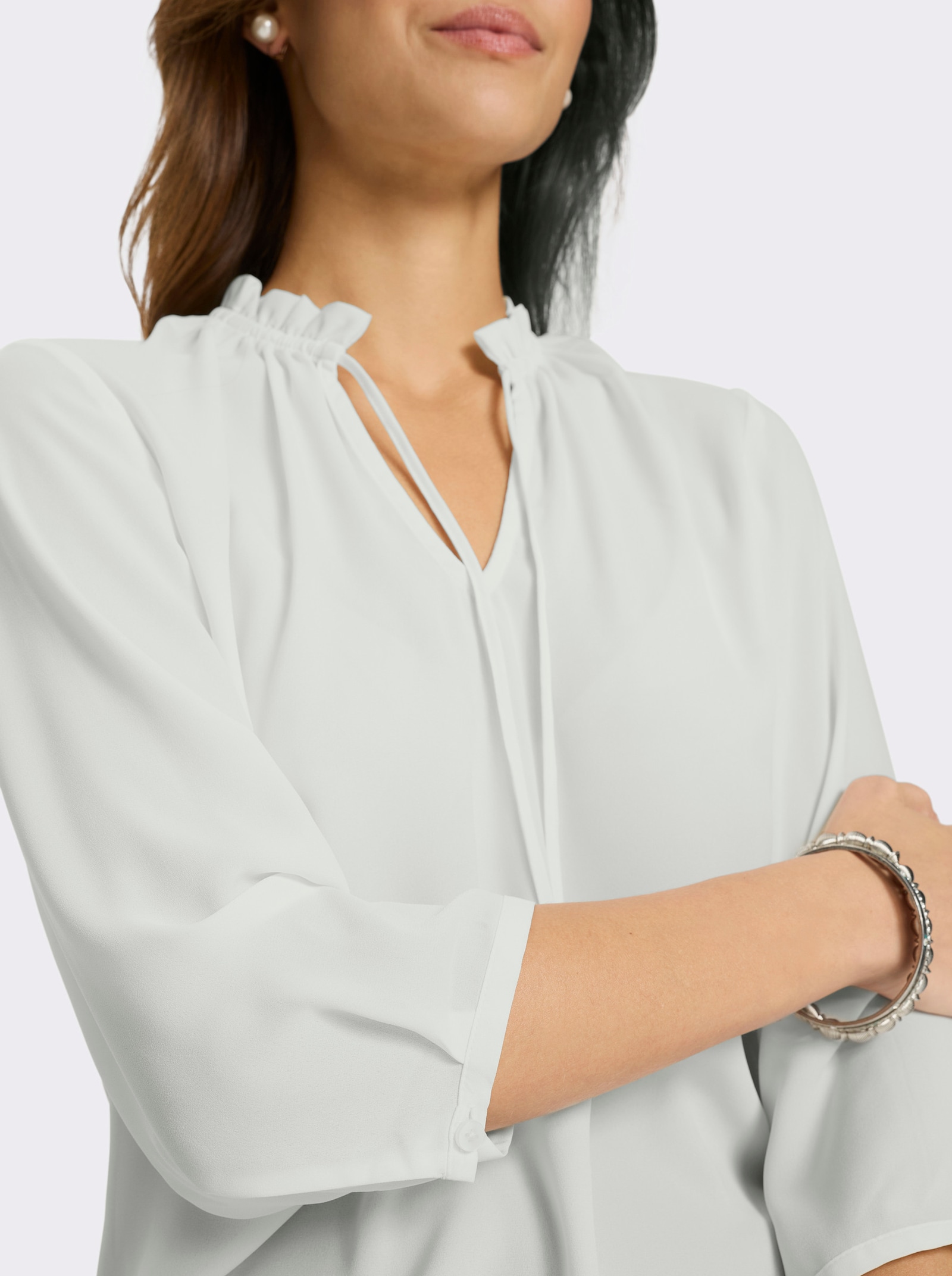 Rüschenbluse mit Stehkragen - ecru