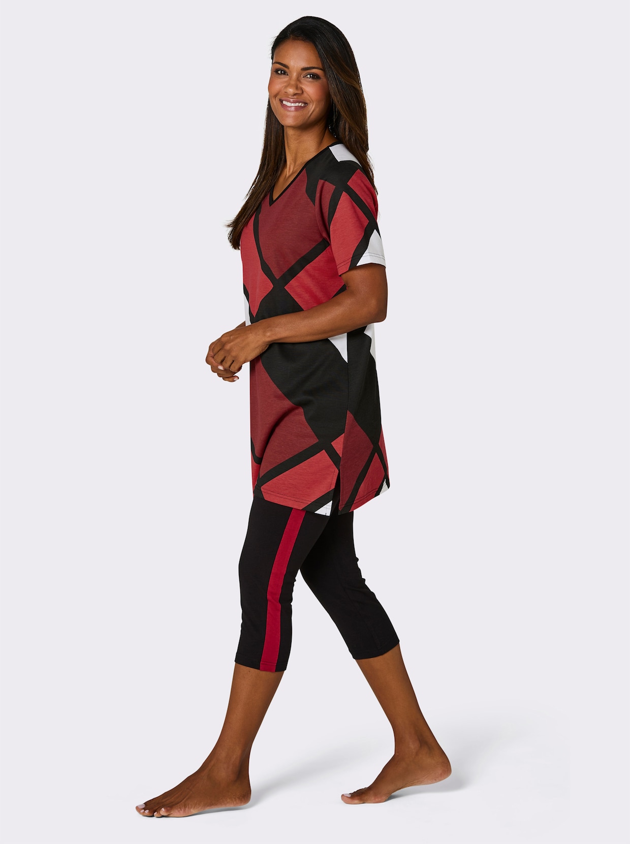 wäschepur Caprianzug mit Grafik-Dessin - schwarz-rot-bedruckt