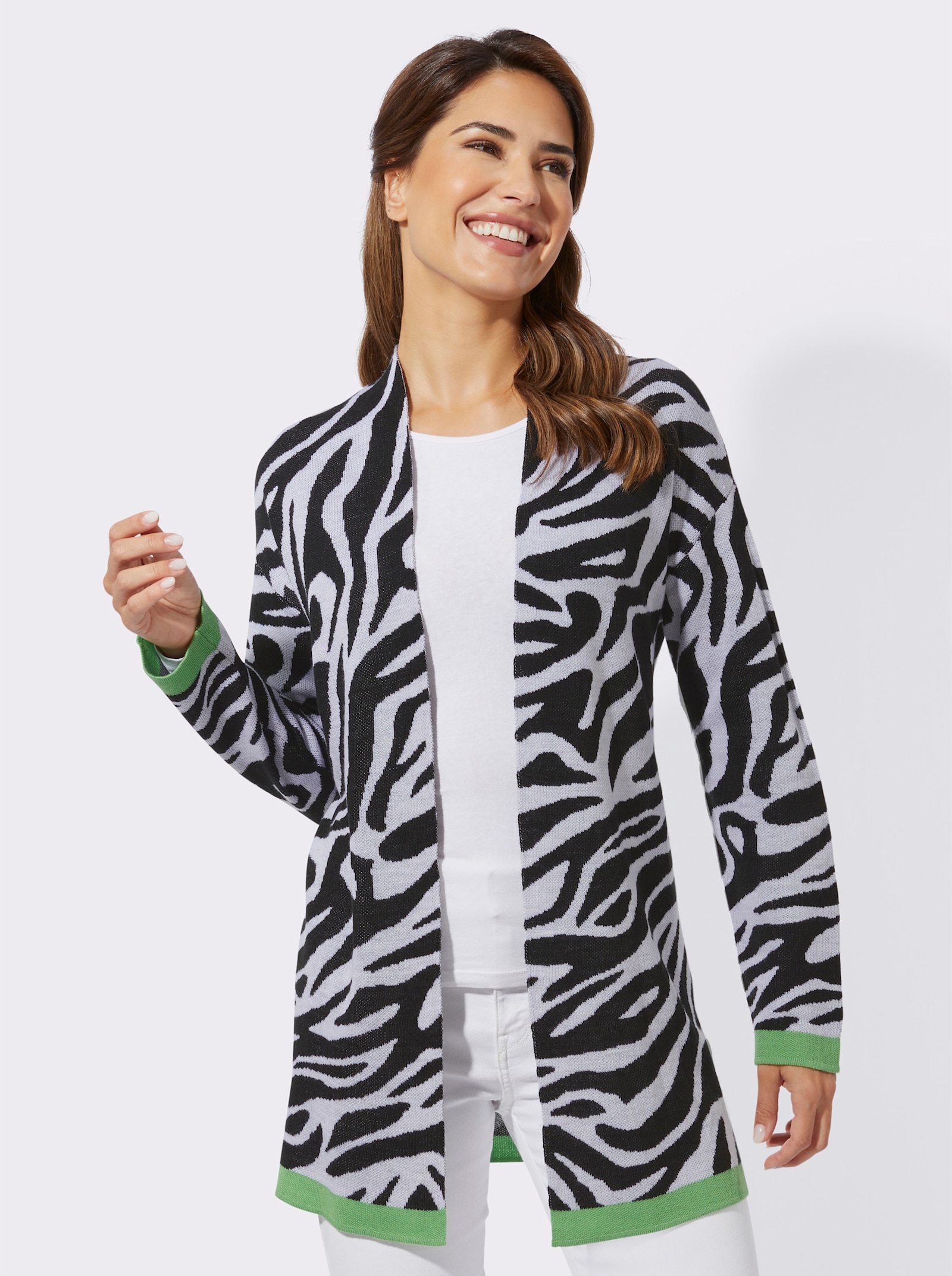 Strickjacke im Animal-Dessin - schwarz-weiß-gemustert