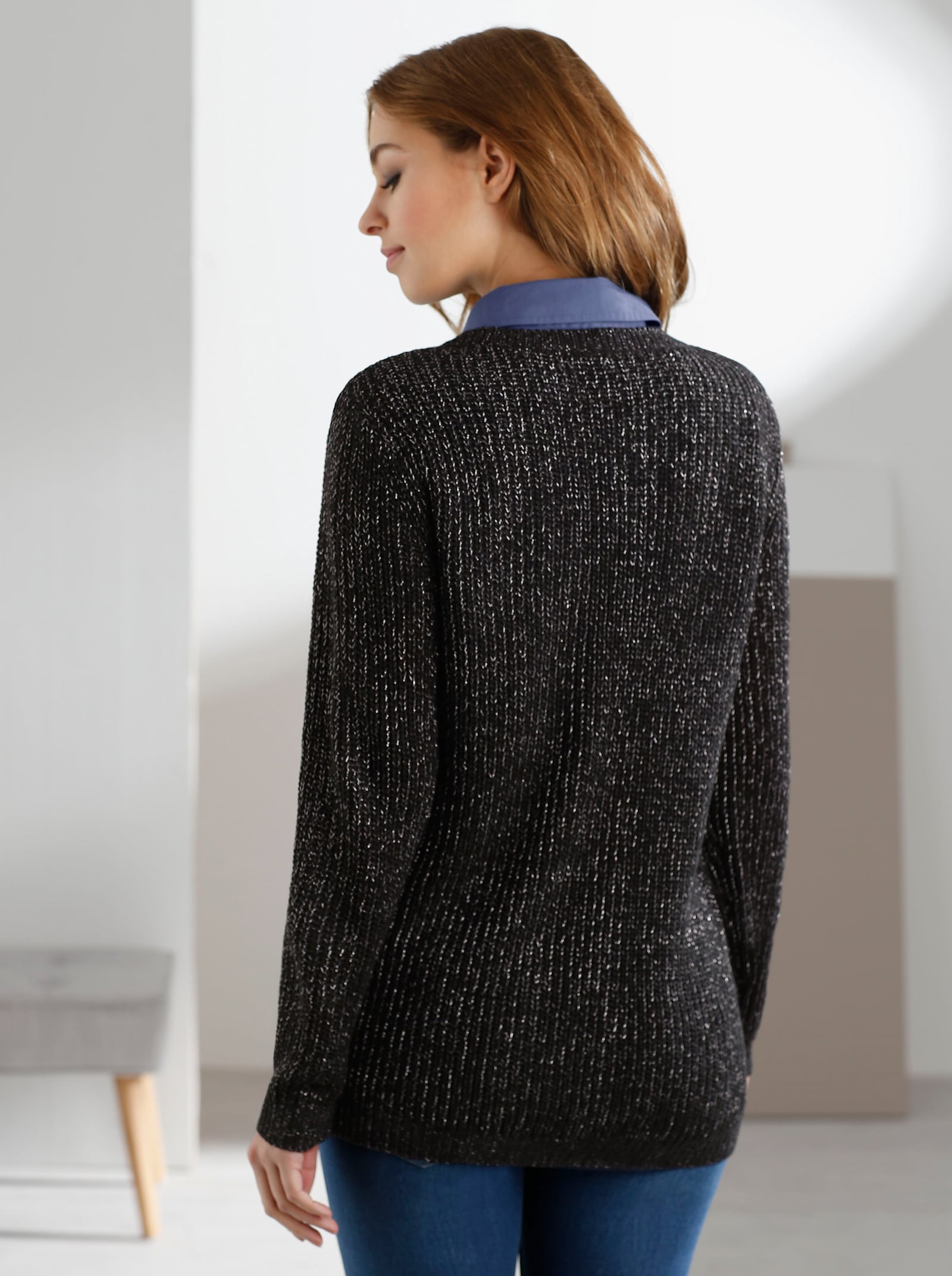 Halenkový límec se stríbrnými pajetkami - sepraná modrá stone