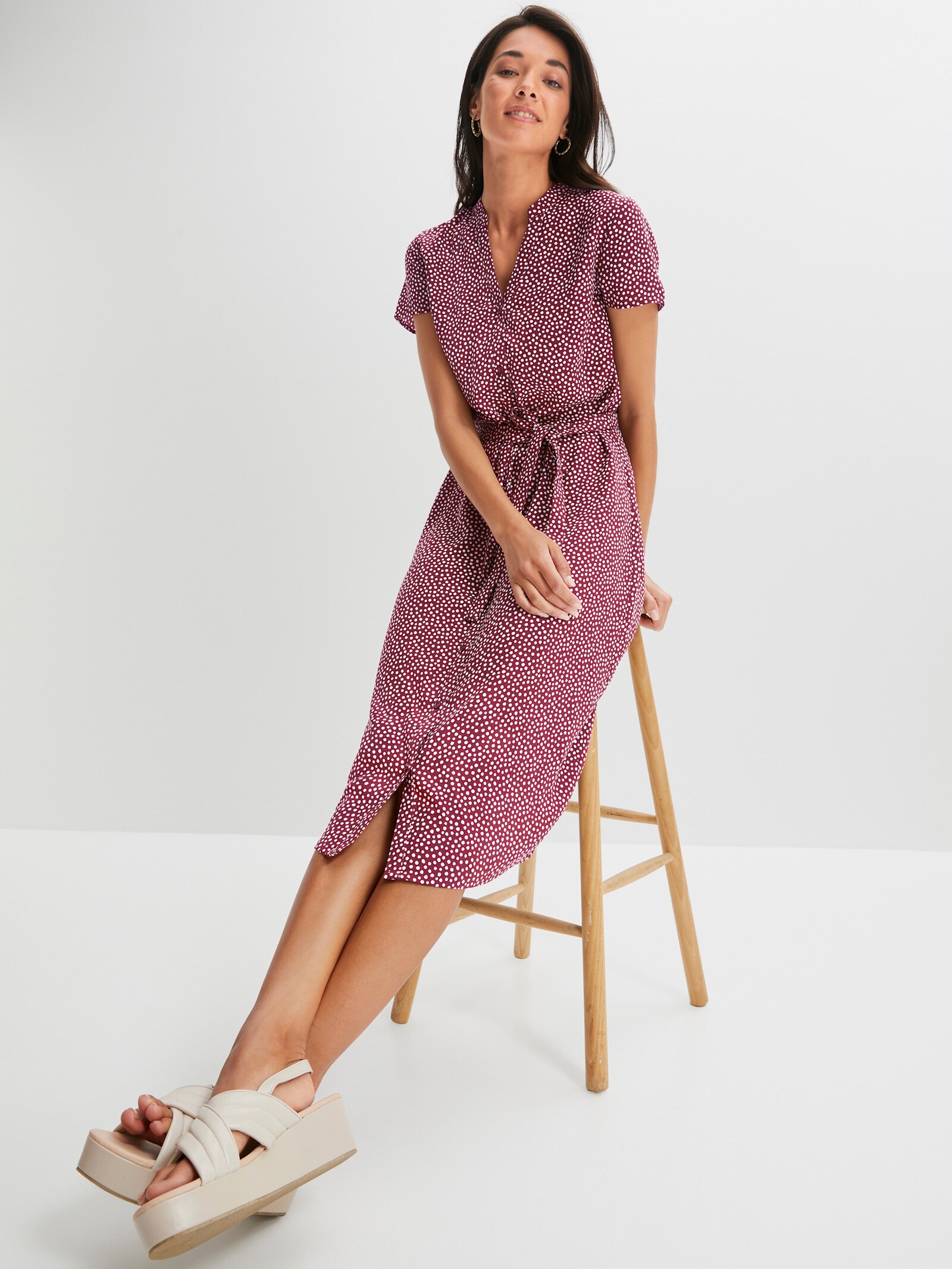 Sommerkleid mit Punkte-Dessin - bordeaux-ecru-bedruckt