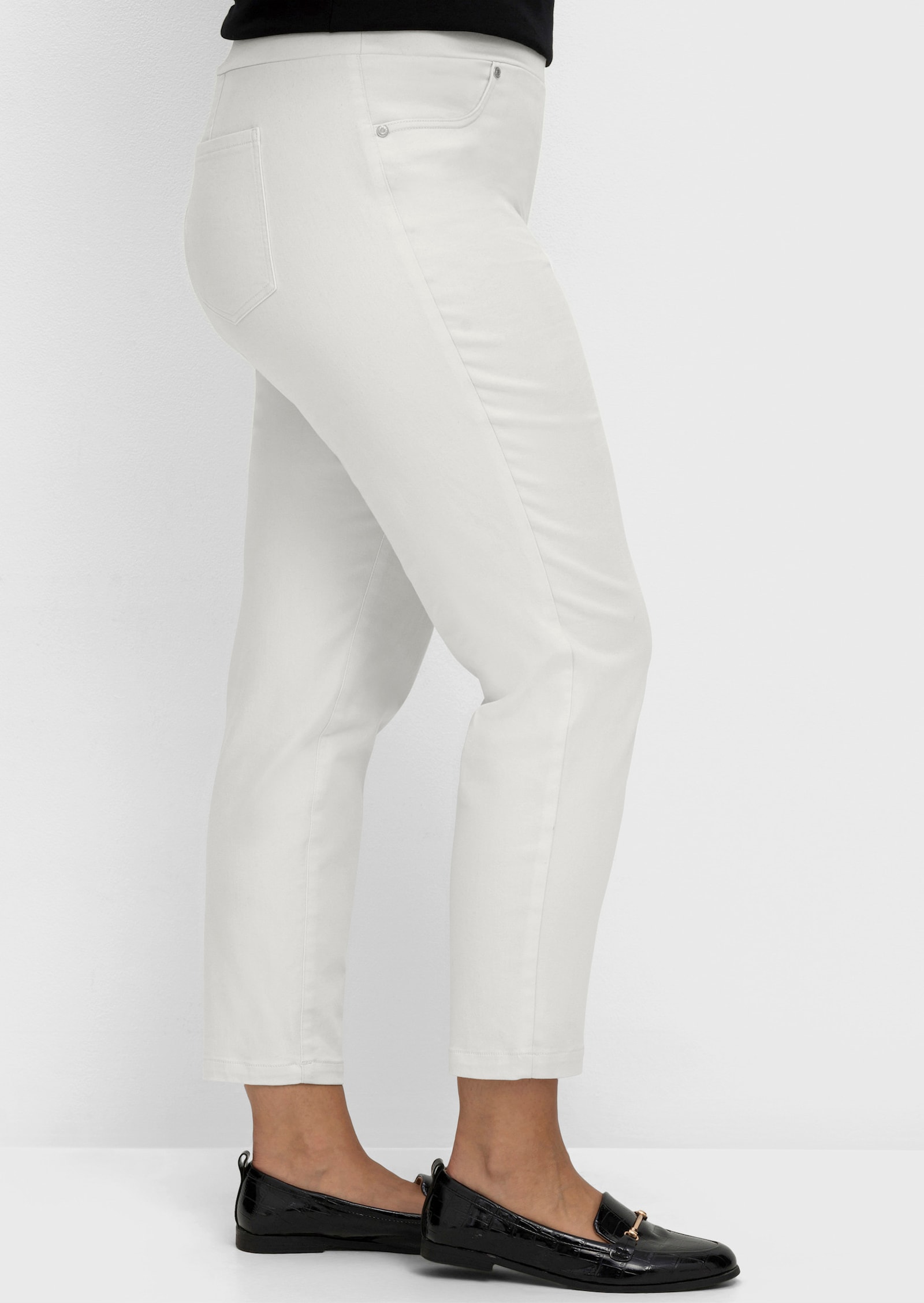 sheego 7/8-Hose mit Schlupfbund, schmale Form - weiss