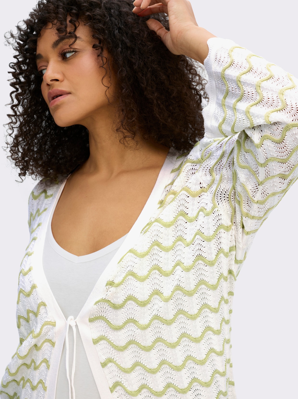 sheego Ajourstrickjacke mit Wellenmuster - ecru-pistazie