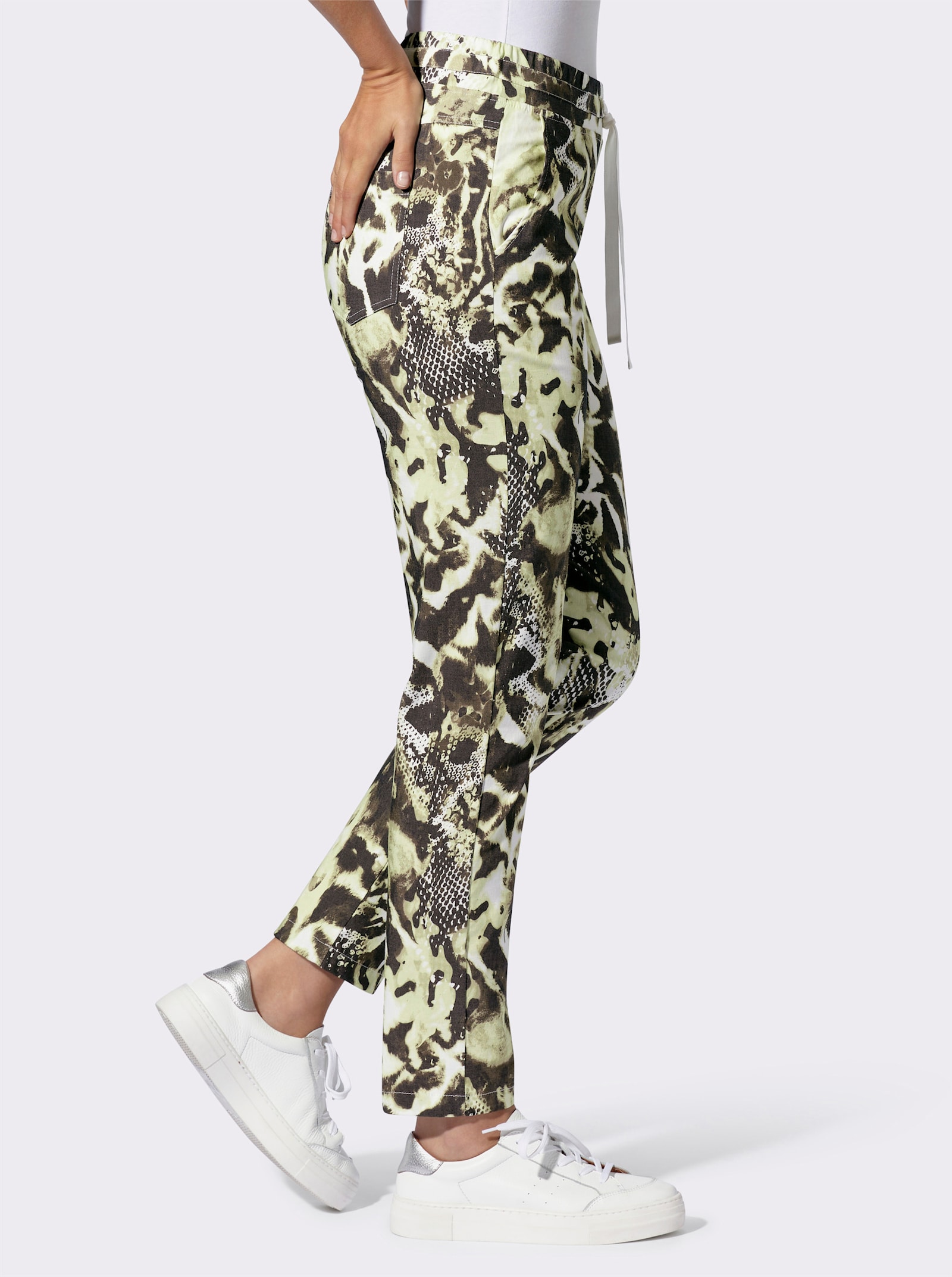 heine Druckhose mit Rundum-Dehnbund - khaki-schwarz-bedruckt