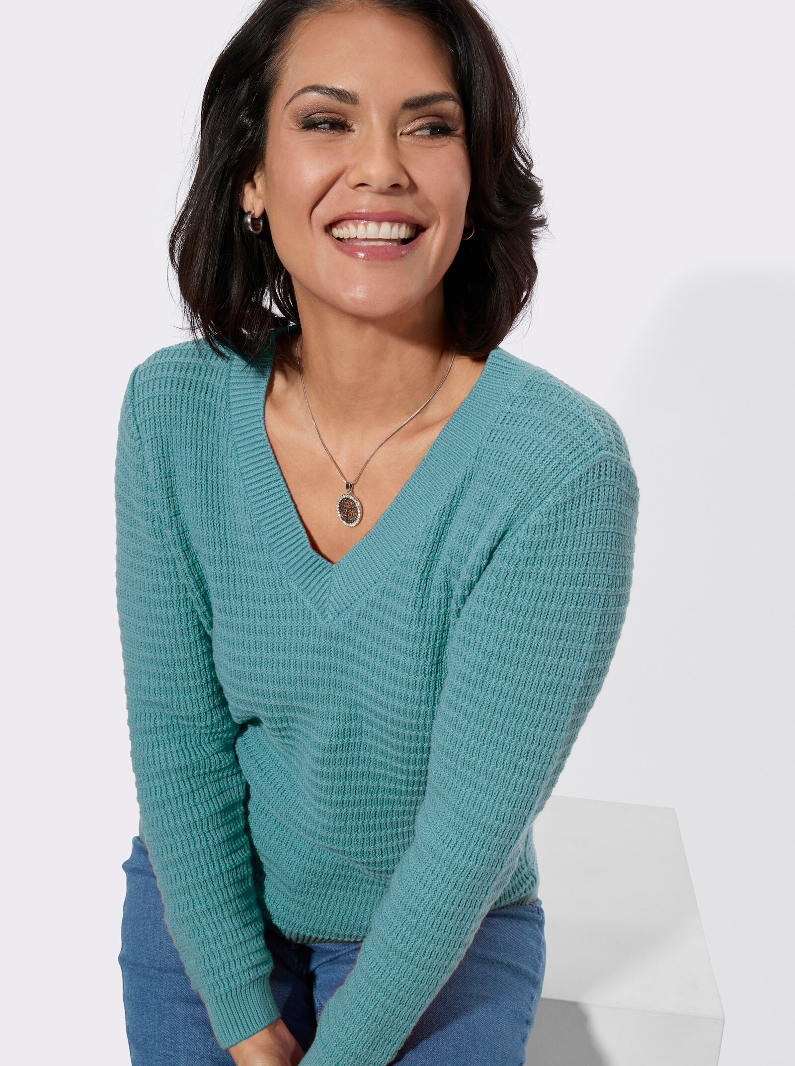 V-Ausschnitt-Pullover mit geripptem Saum - ozean