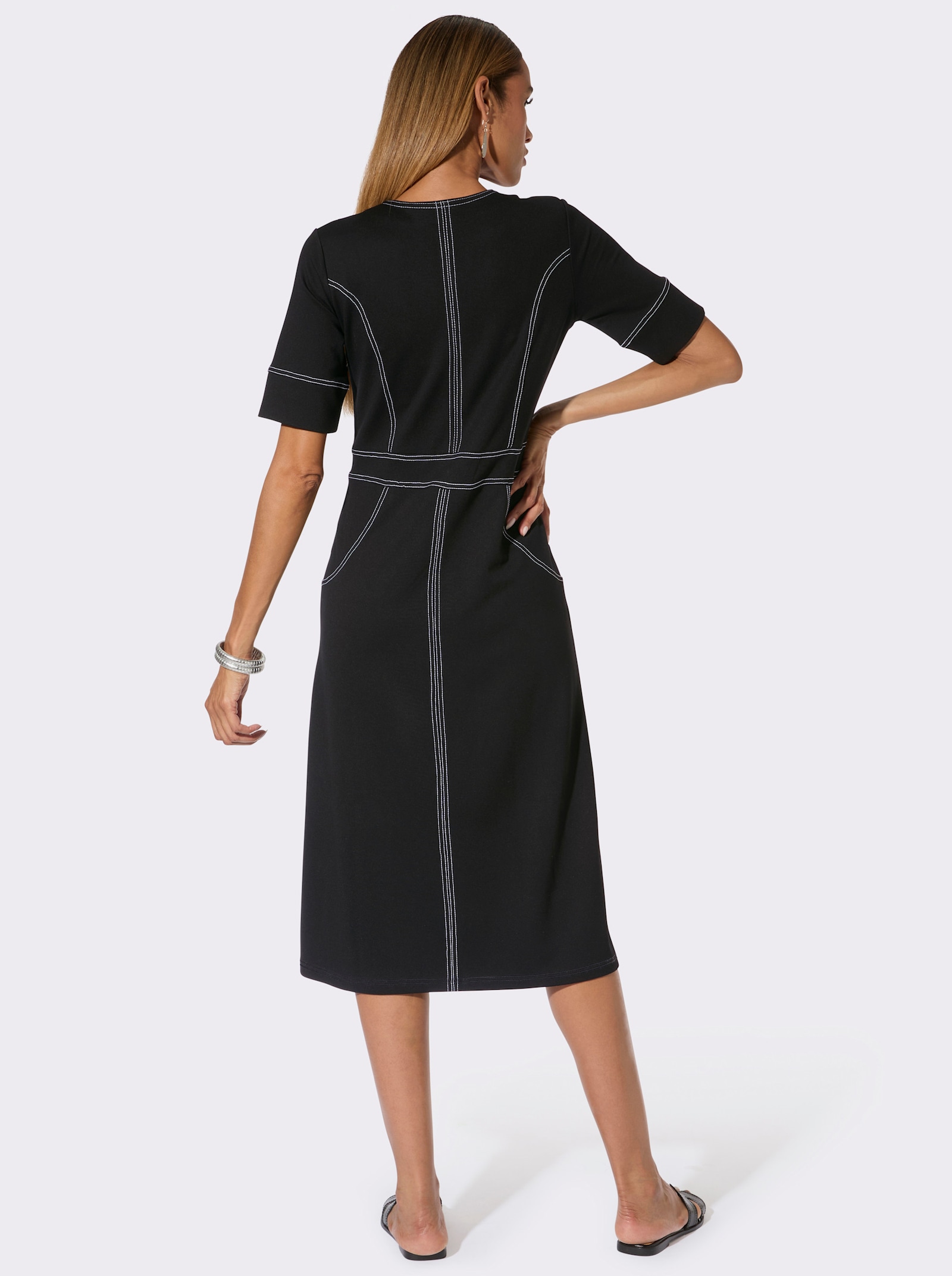 Jerseykleid mit seitlichem Reißverschluss - schwarz