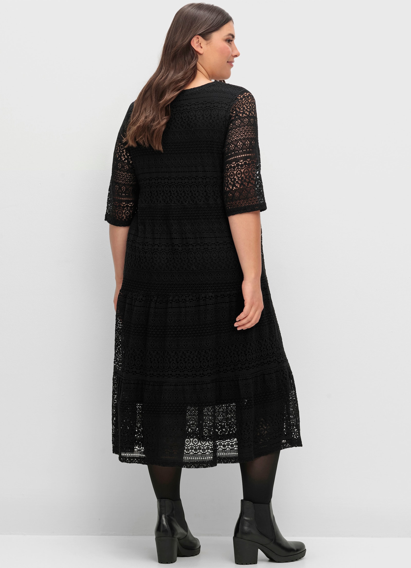 sheego Robe midi en dentelle - noir