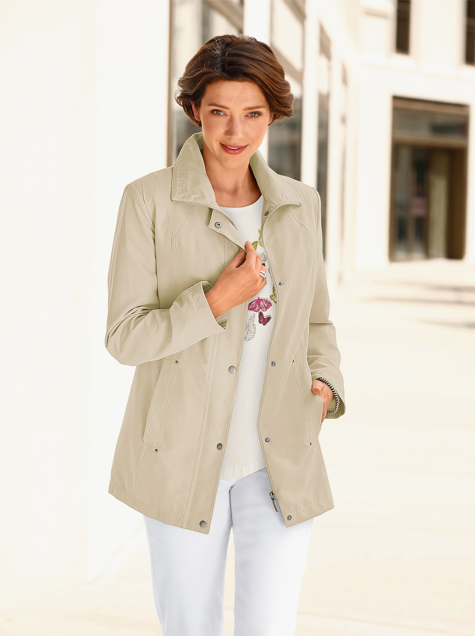 Übergangsjacke in Veloursleder-Optik - sand