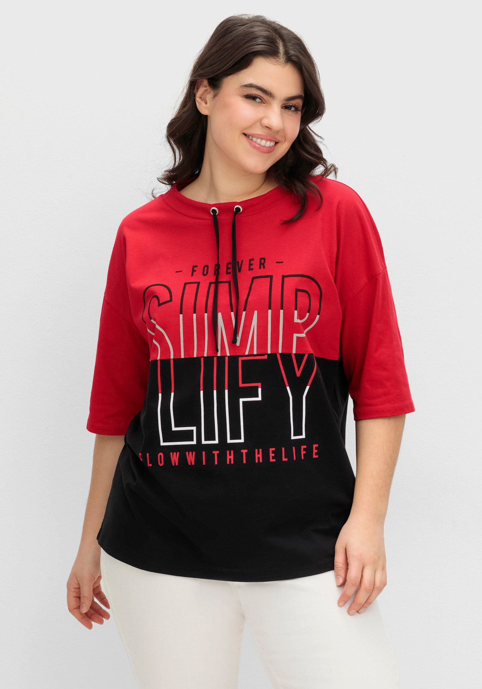 Kurzarmshirt mit Lettring-Druck - rot-schwarz-bedruckt