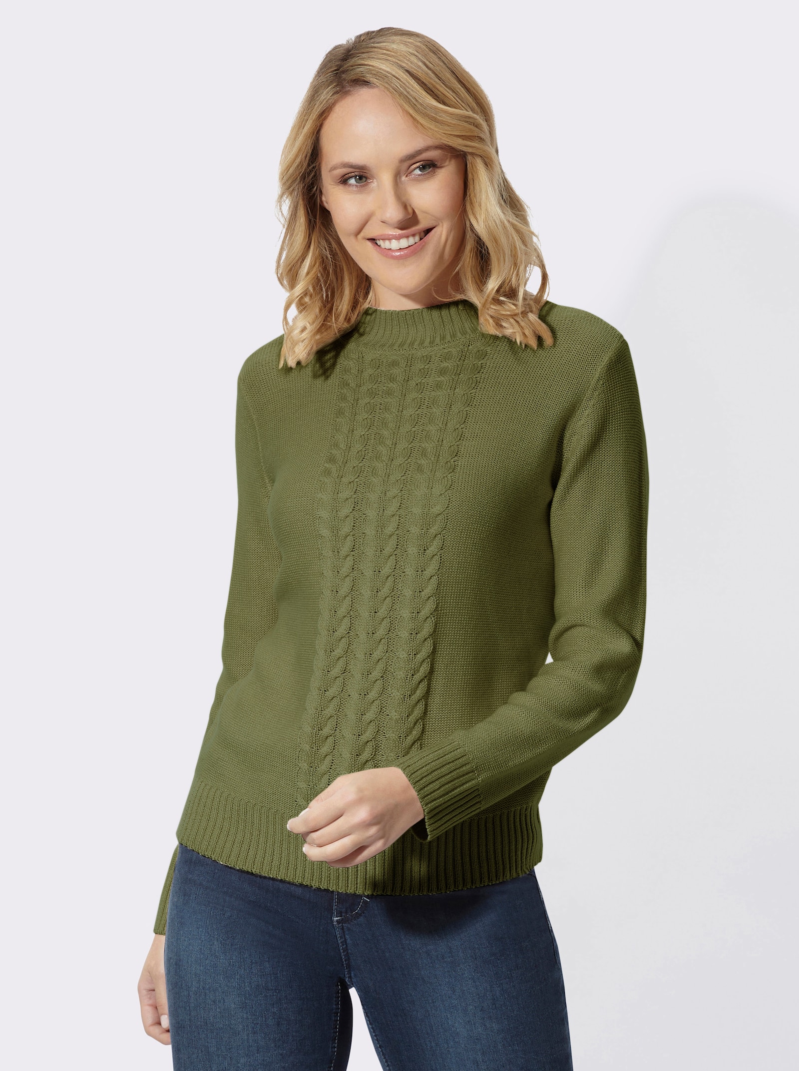 Stehkragenpullover mit Zopfmuster - oliv