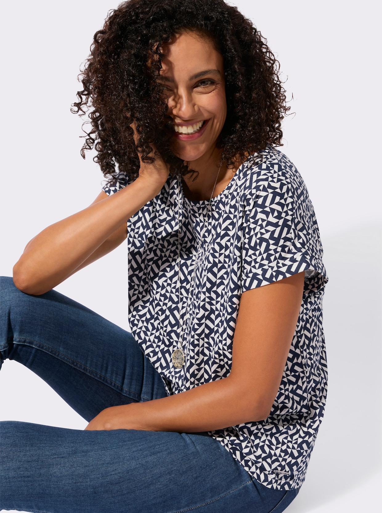 Print-Shirt mit paspeliertem Ausschnitt - marine-ecru