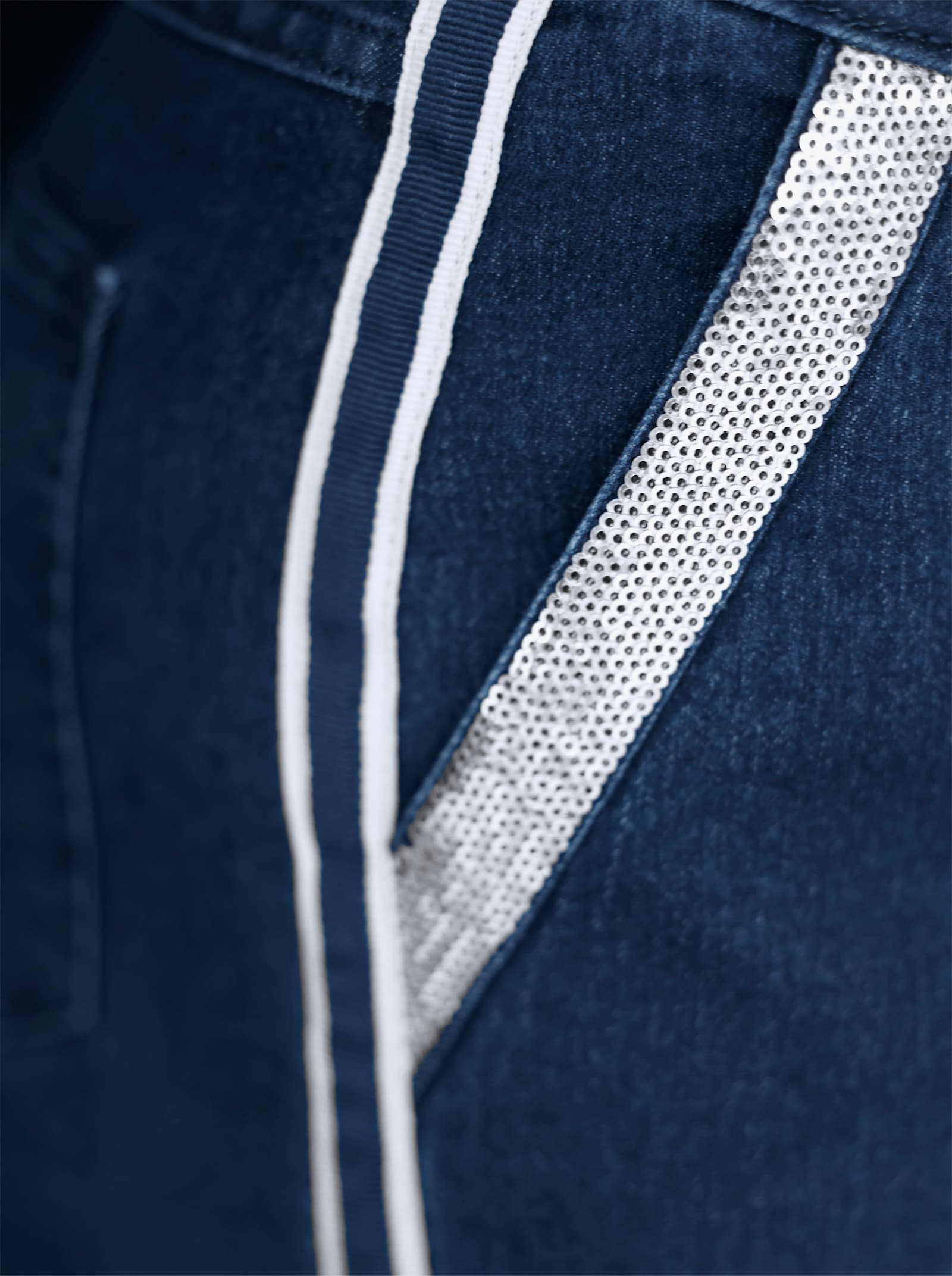 Jeans mit Galonstreifen - blue-stone-washed