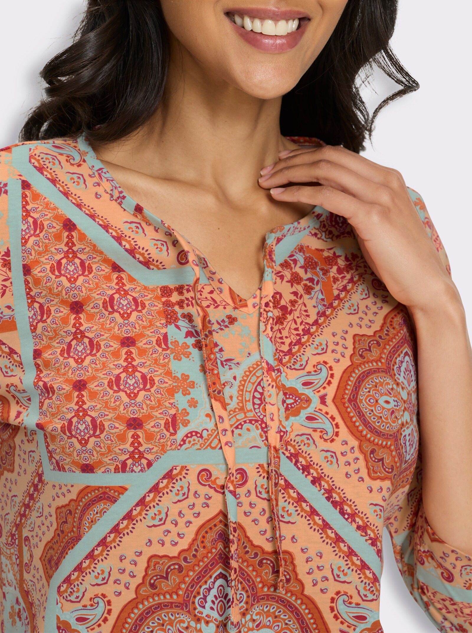 3/4-Arm-Shirt mit Ornamenten - apricot-orange-bedruckt