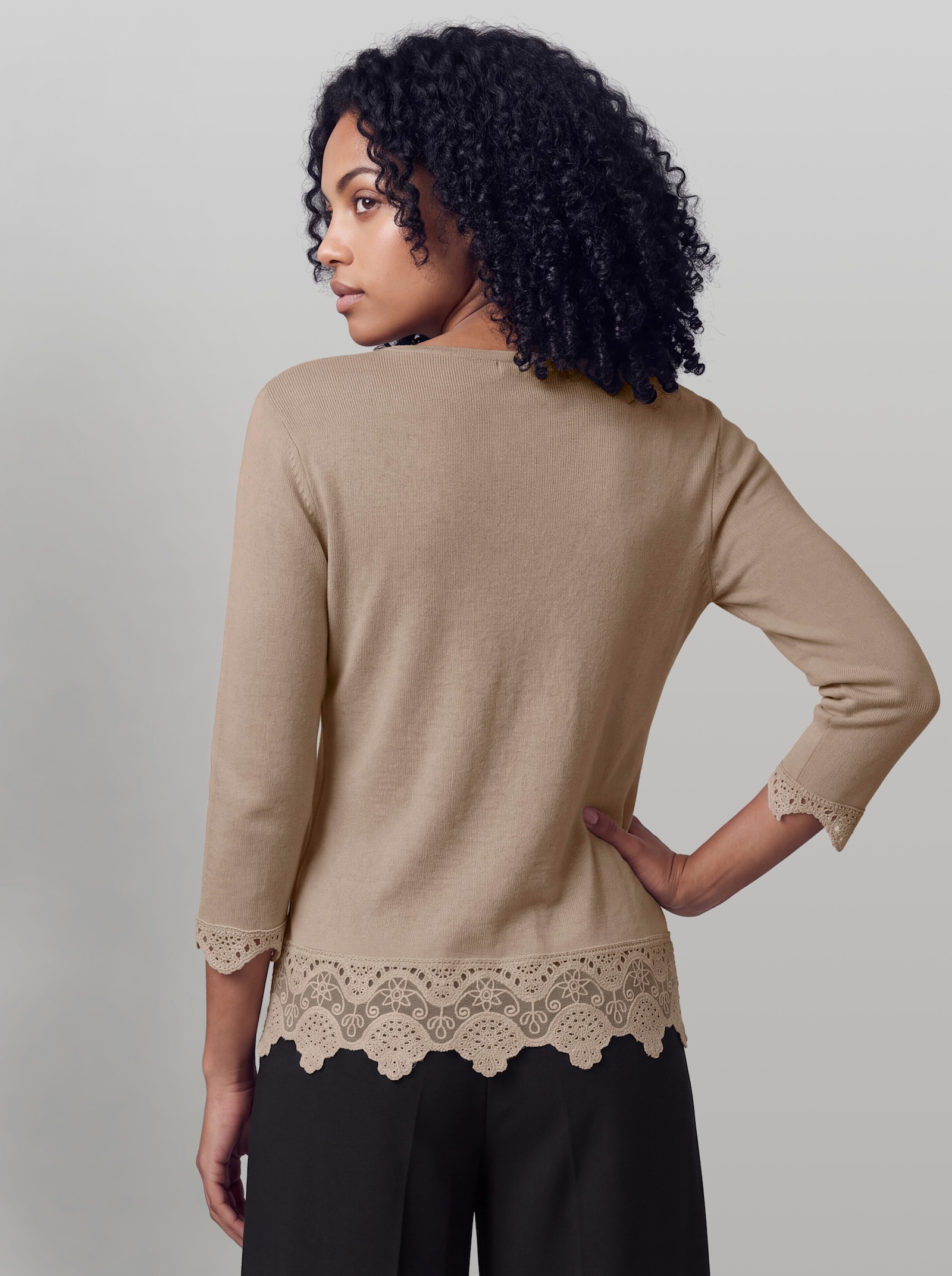 heine 3/4-Arm-Pullover mit Spitzensaum - sesam