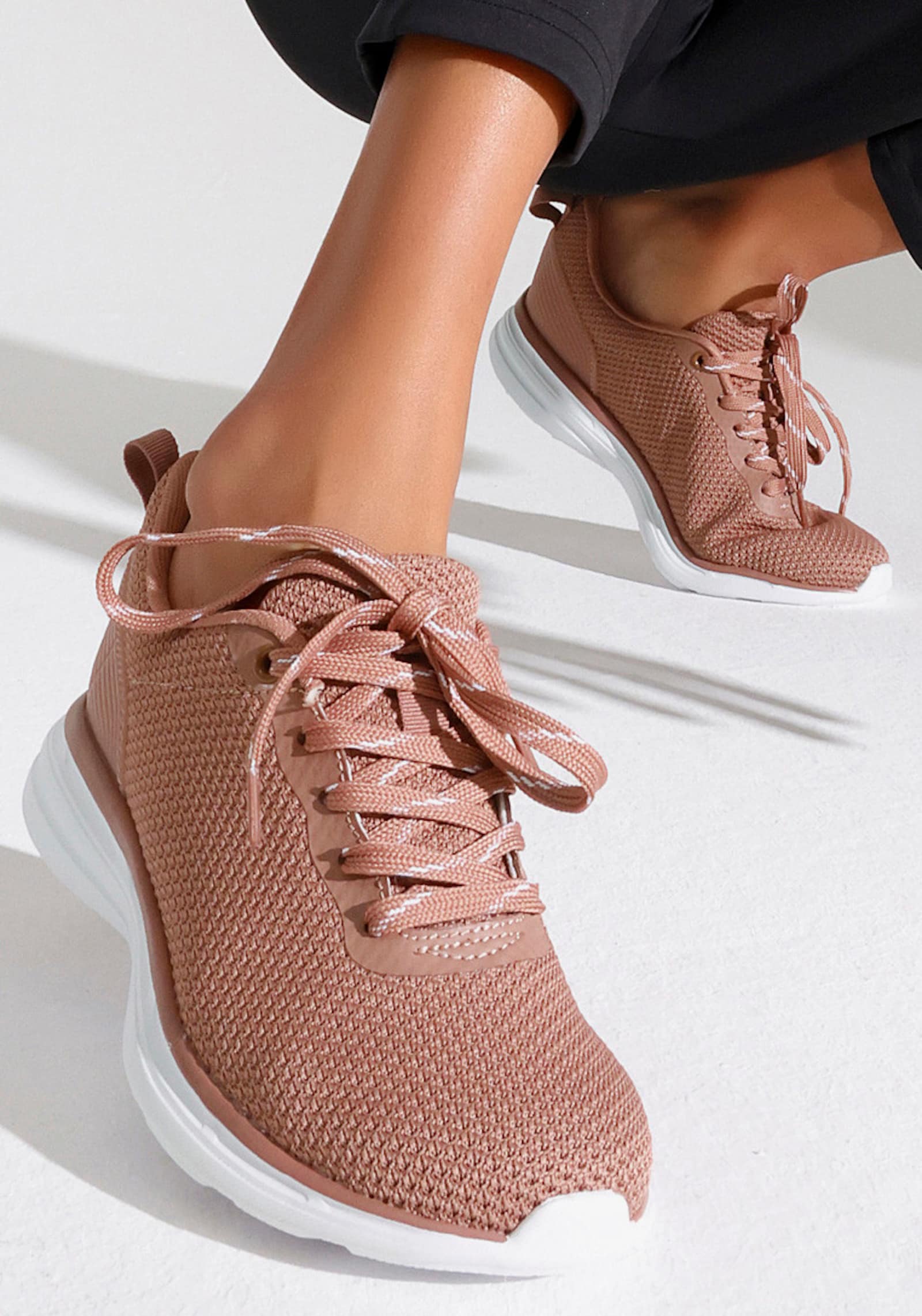 LASCANA Sneaker - oudroze