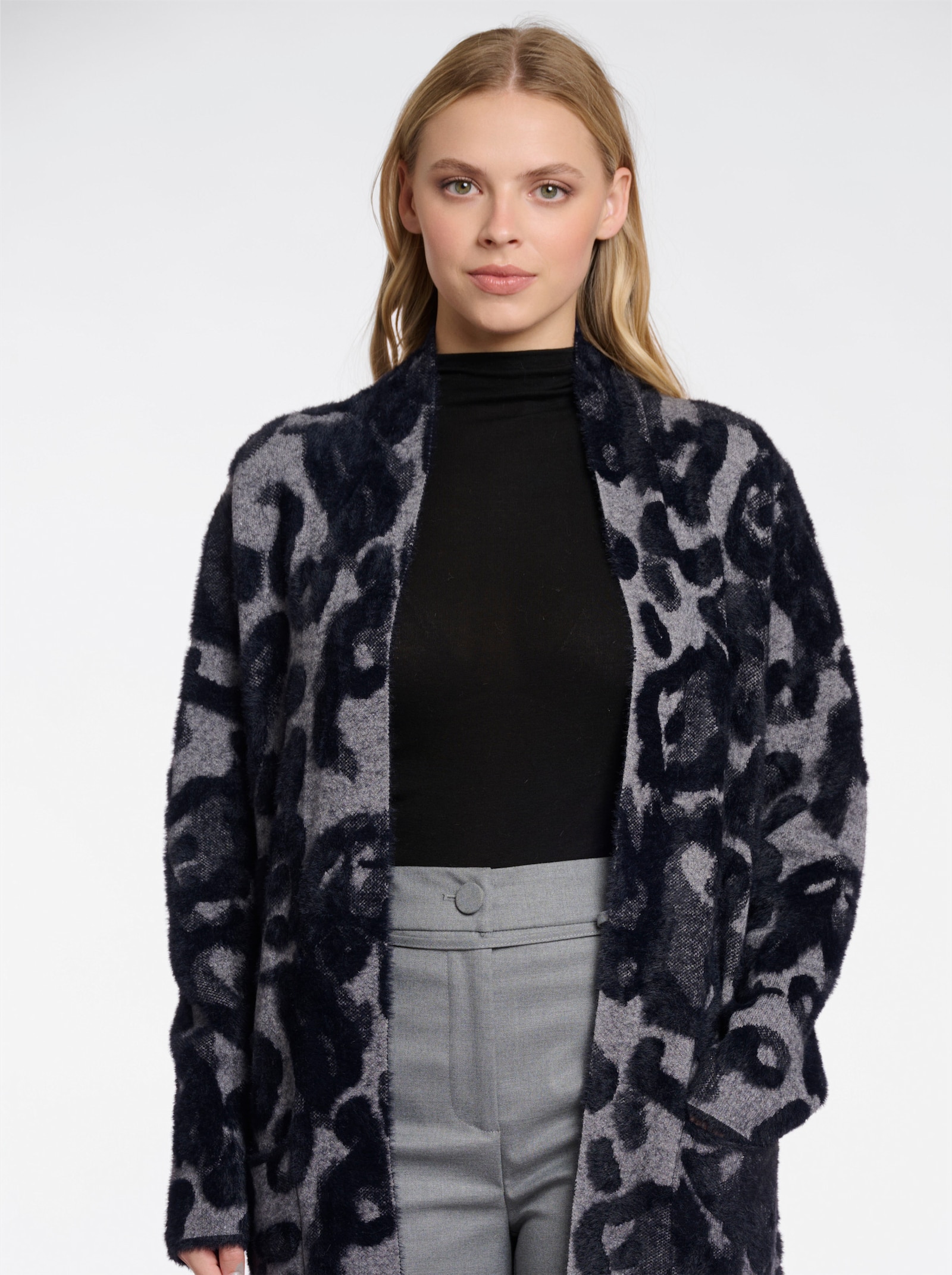 Rino & Pelle Longstrickjacke mit Animal-Muster - schwarz-grau-gemustert
