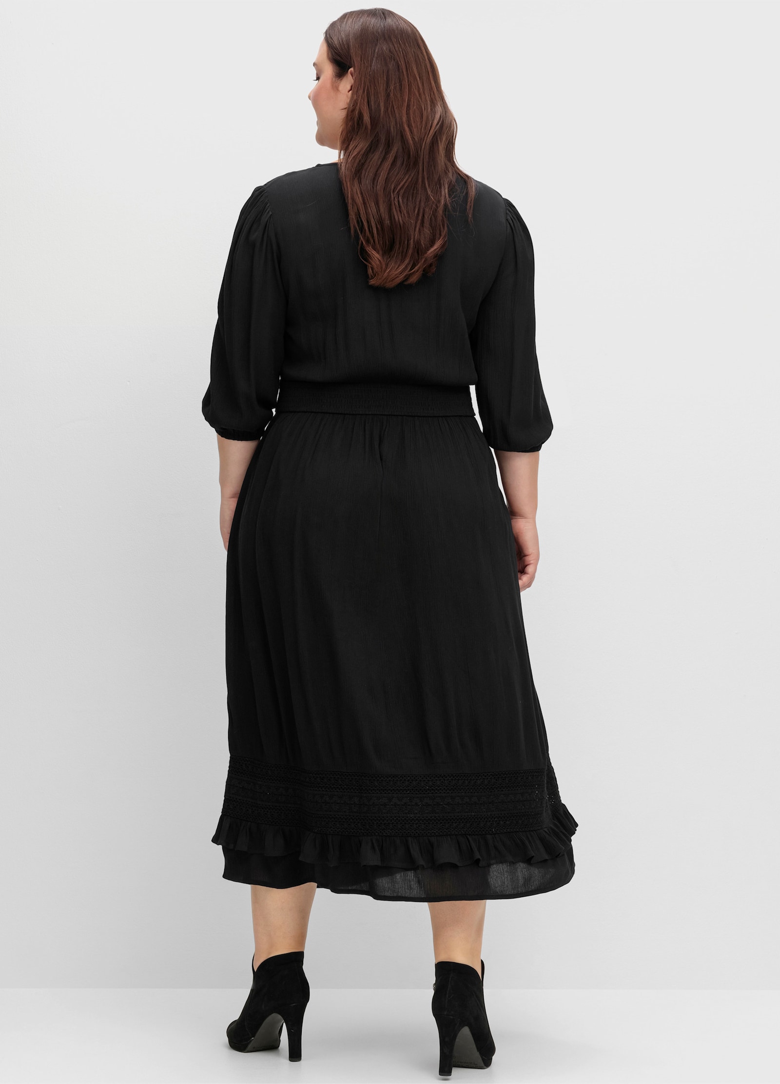 sheego by Joe Browns Maxikleid mit Spitzen-Details - schwarz