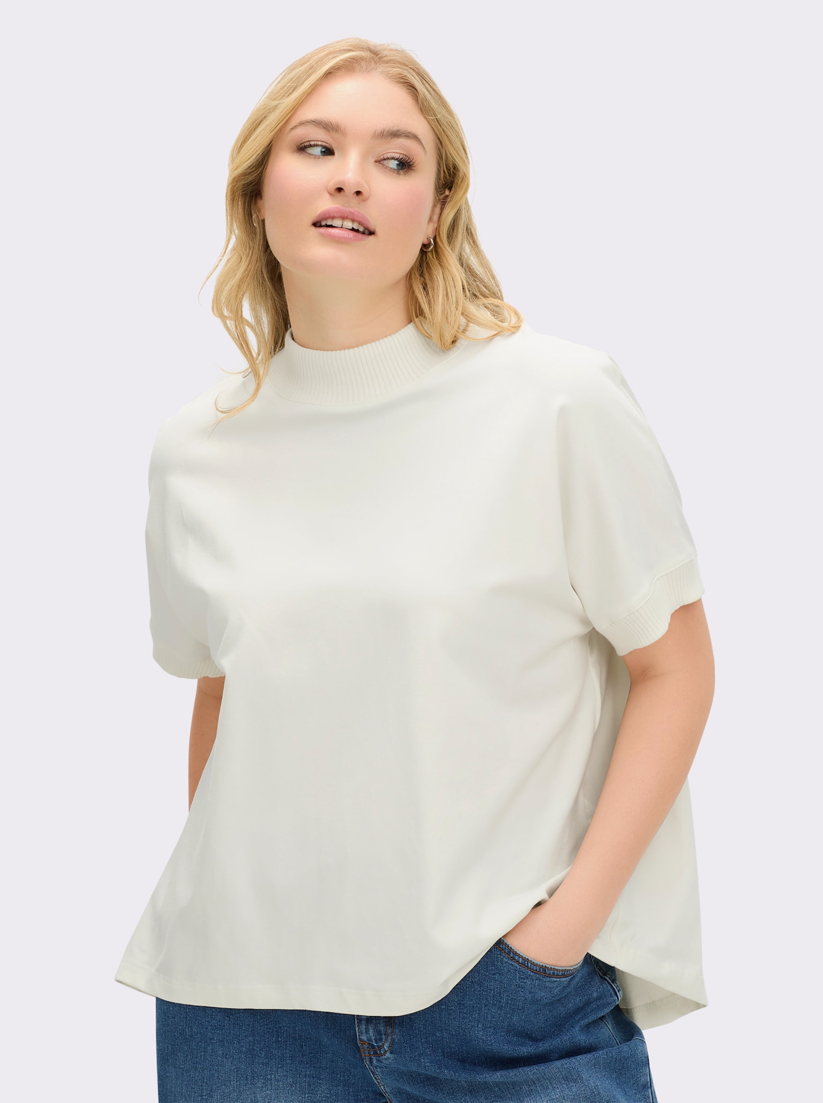 Stehkragenshirt mit Fledermaus-Ärmeln - ecru