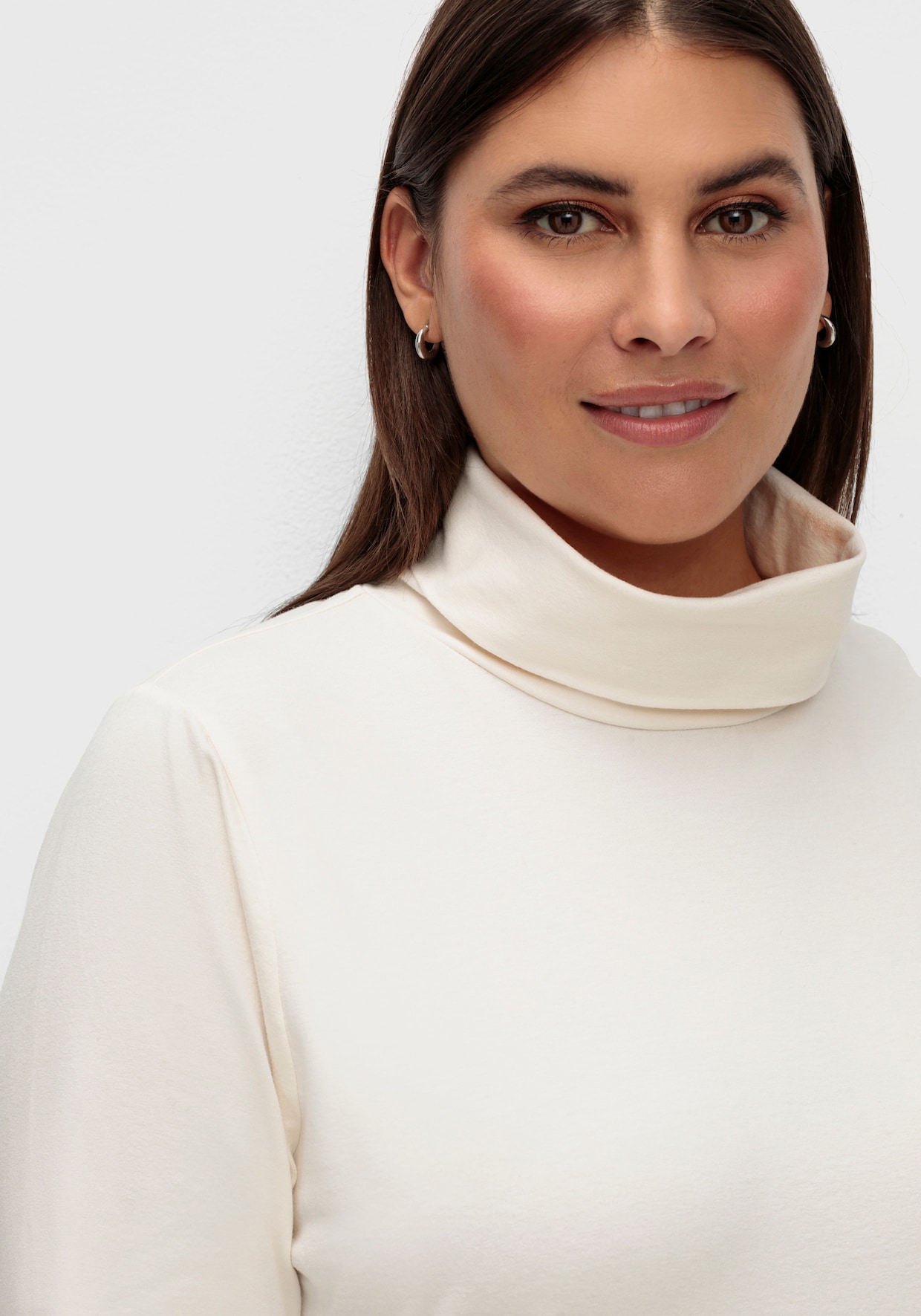 Rollkragenshirt mit langen Ärmeln - champagner