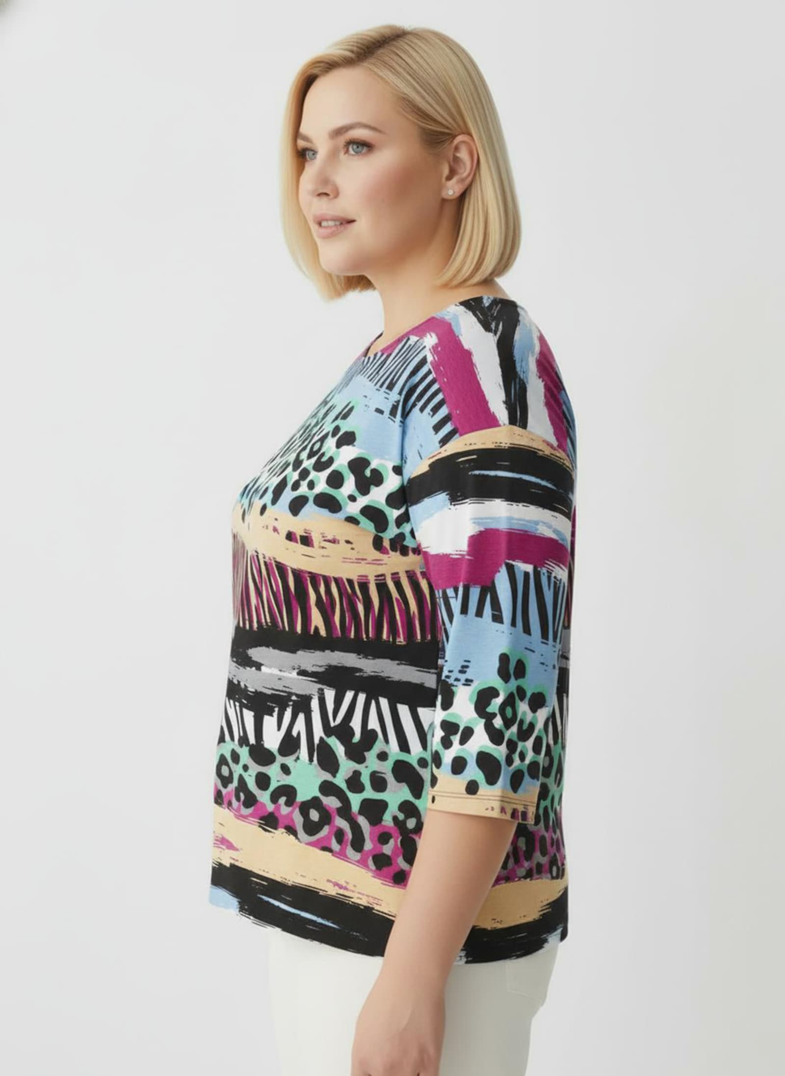 Rundhalsshirt im Mustermix - schwarz-pink-bedruckt