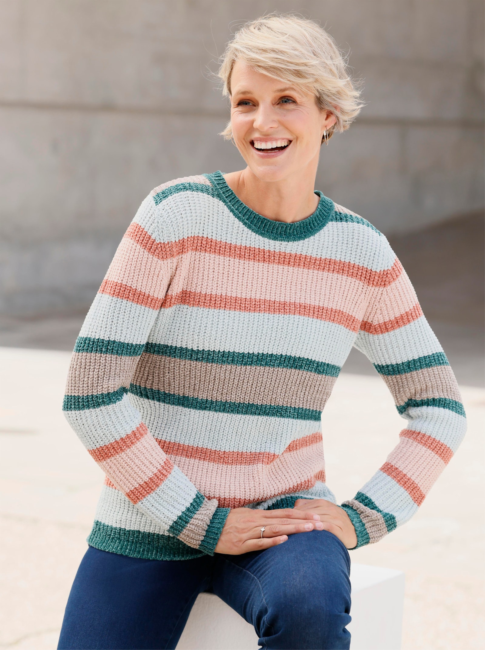 Rundhalspullover im Ringelmuster - kalkmint-rosenholz-geringelt