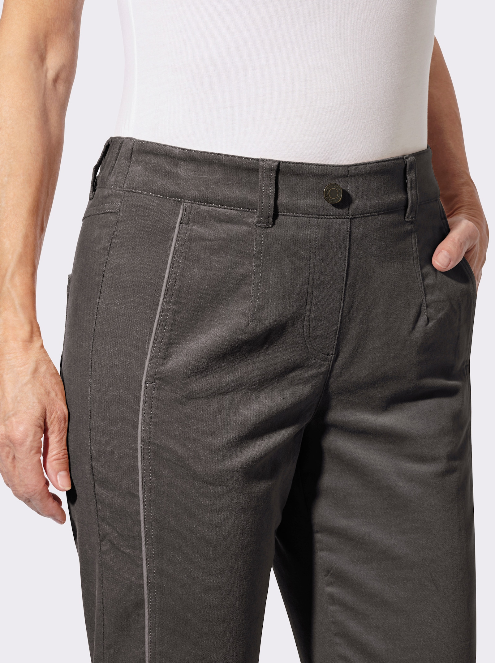 Hose in Samt-Optik - graphit