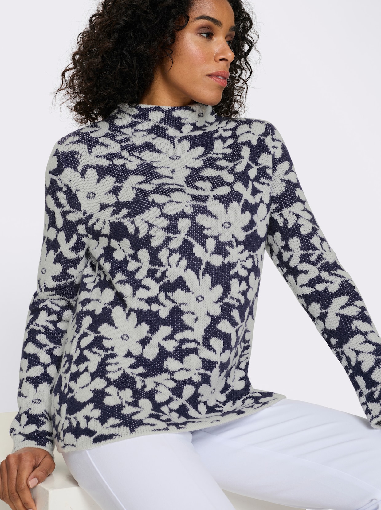 Pullover met opstaande kraag en effectgaren - marine/ecru gedessineerd