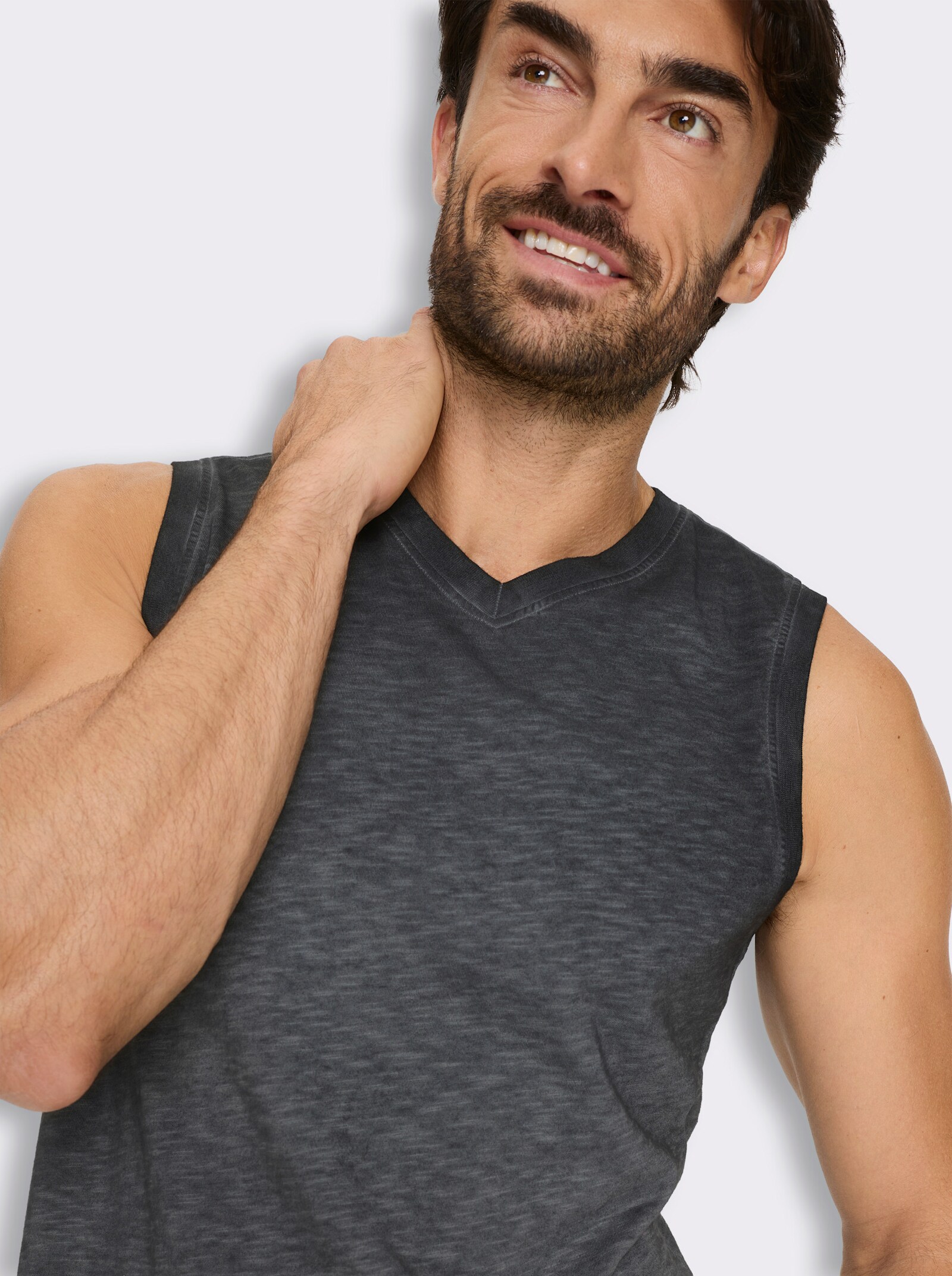 V-Shirt ärmellos, aus Baumwolle - schwarz