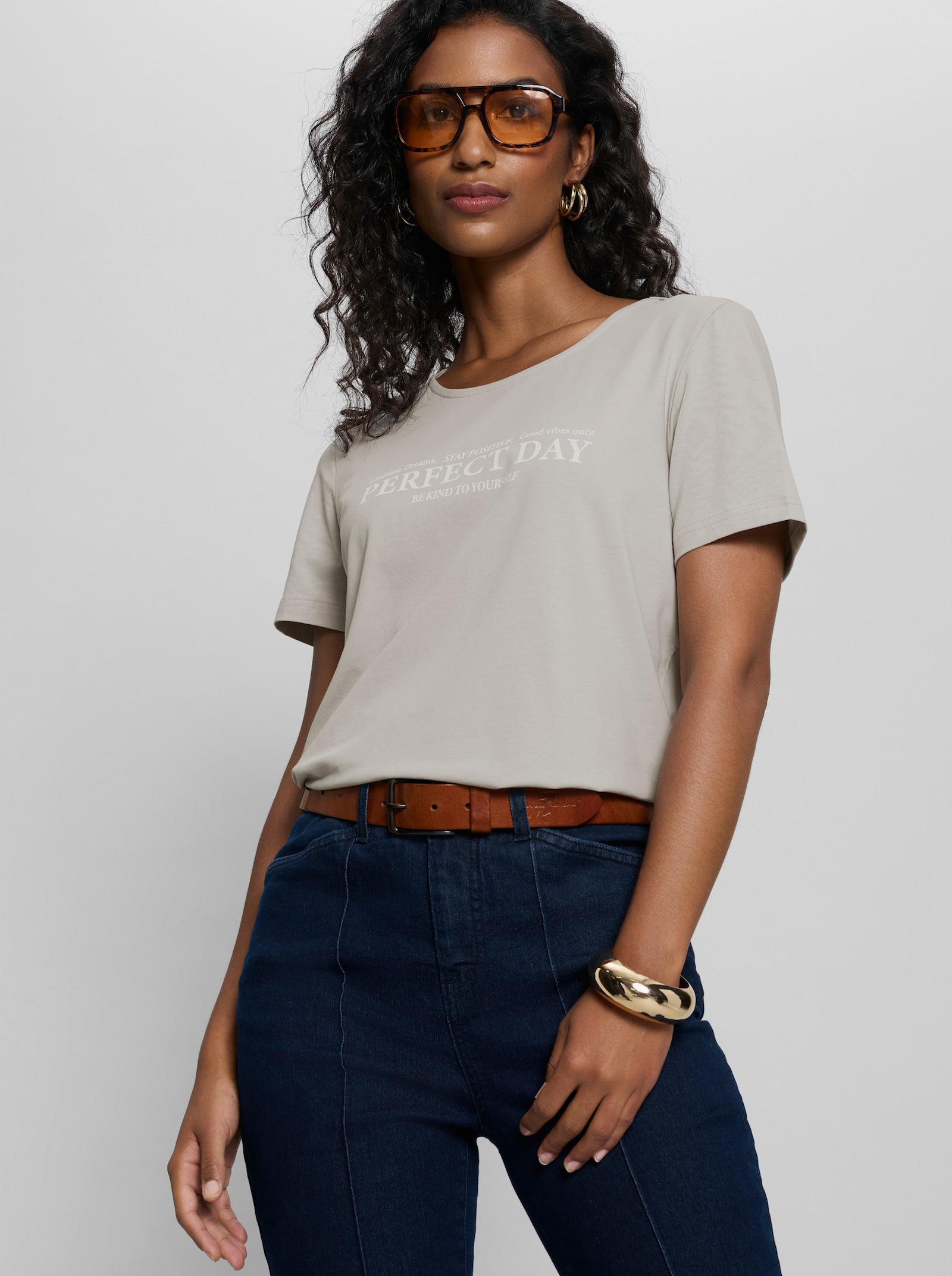 heine Shirt mit Schriftzug - hellgrau