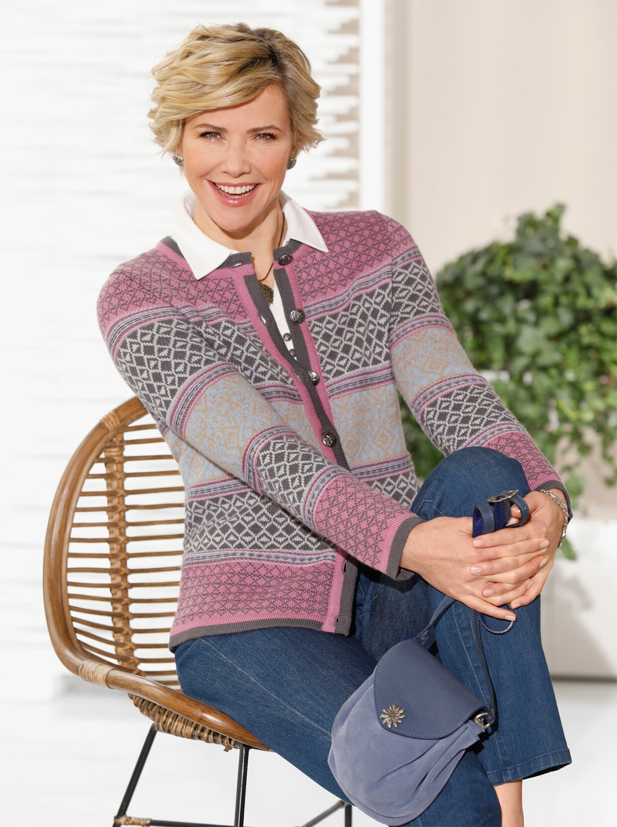 Strickjacke - altrosa-anthrazit-gemustert