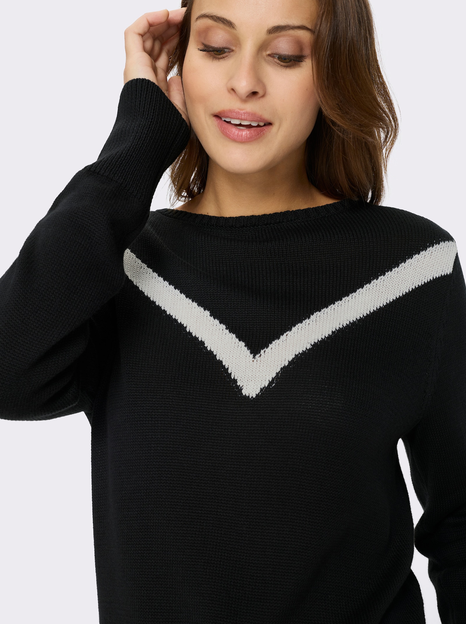 Strickpullover mit U-Boot-Ausschnitt - schwarz