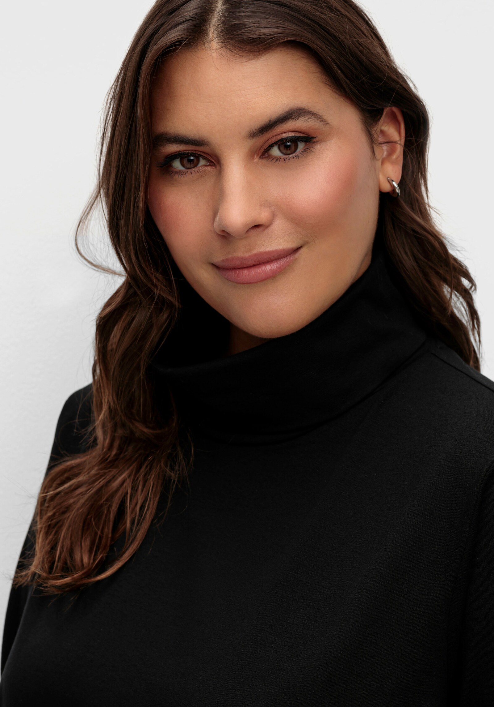 Rollkragenshirt mit langen Ärmeln - schwarz