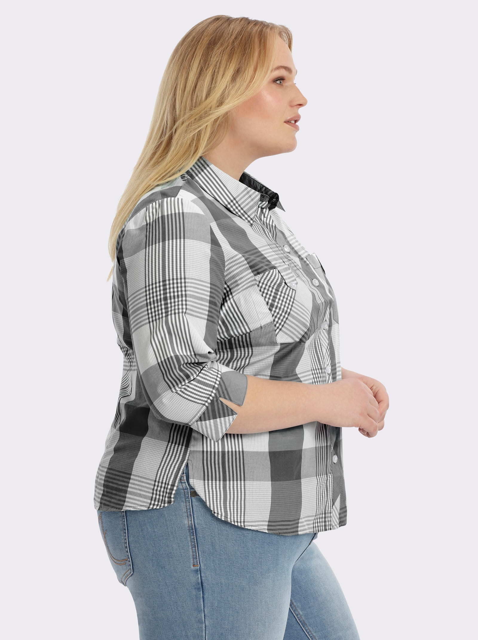 Karobluse mit aufgesetzten Brusttaschen - schwarz-weiß-kariert