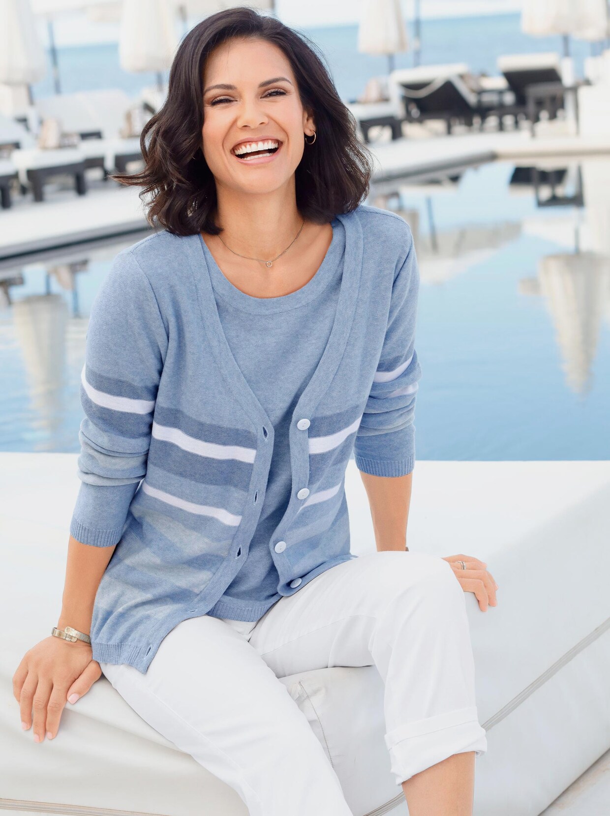 Kurzarmpullover - bleu-meliert-gestreift