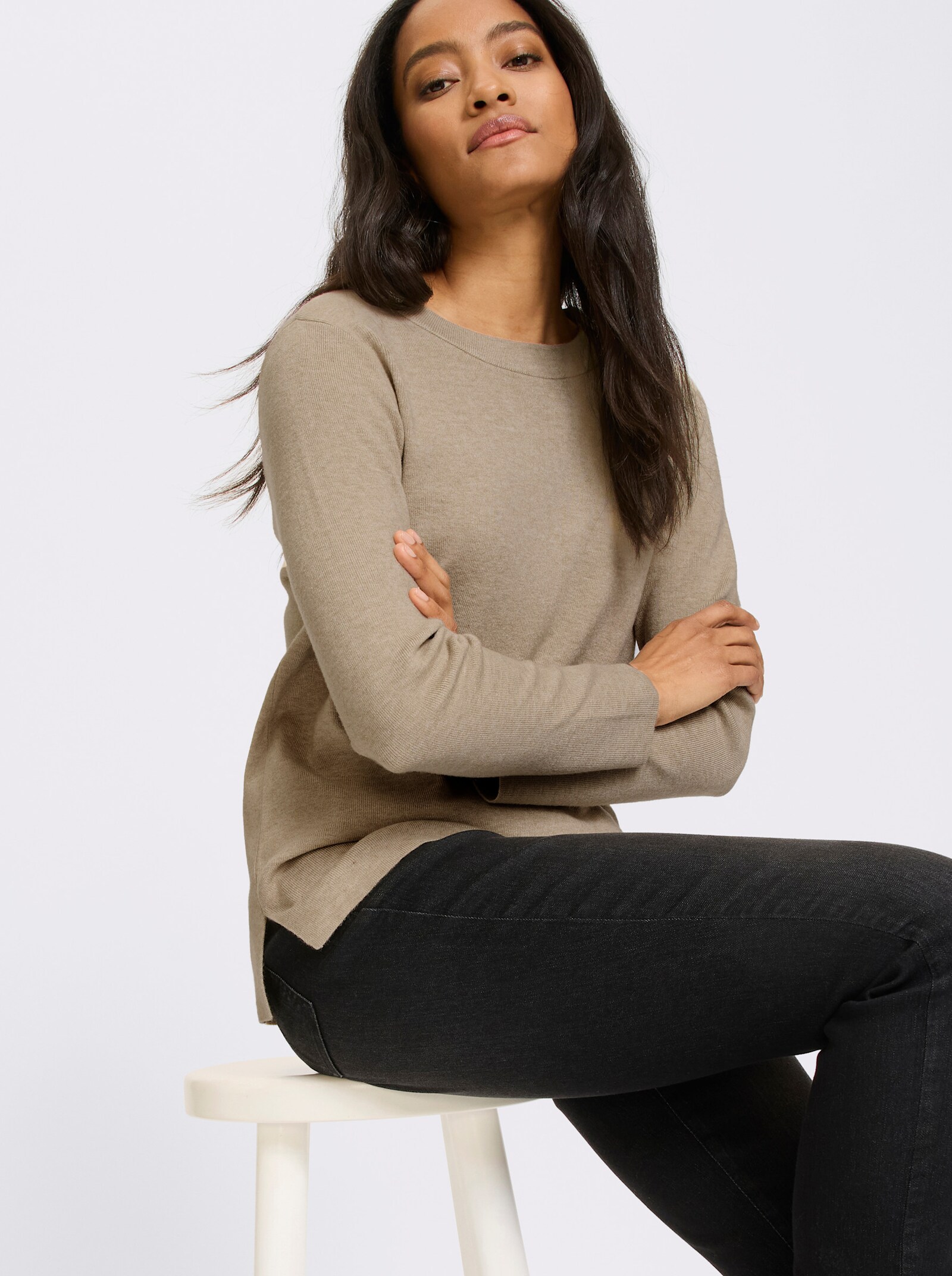 heine Pullover mit Seitenschlitzen - beige-meliert