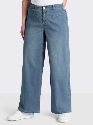 sheego Jean avec jambes larges - bleu blanchi