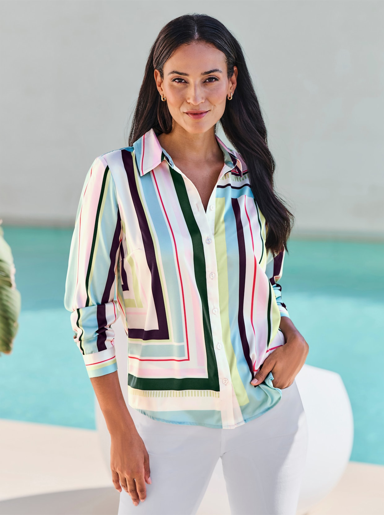 heine Druckbluse mit grafischem Dessin - kalkmint-hellrosé-bedruckt