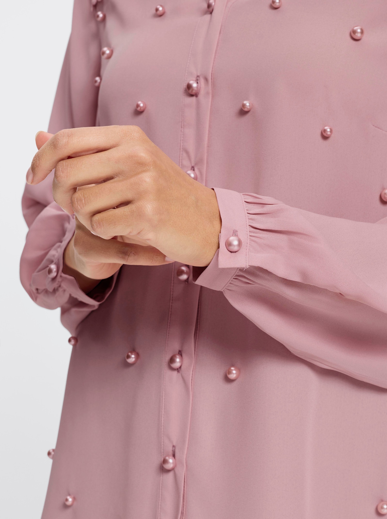 Longbluse mit Spitze und Zierperlen - hortensie